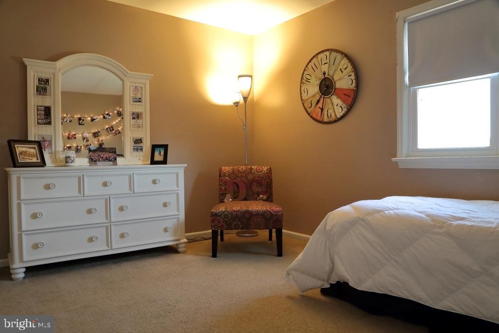 JEFFERSON SQUARE - Residential