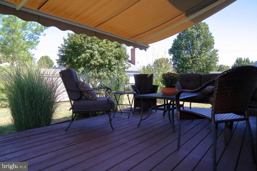 JEFFERSON SQUARE - Residential