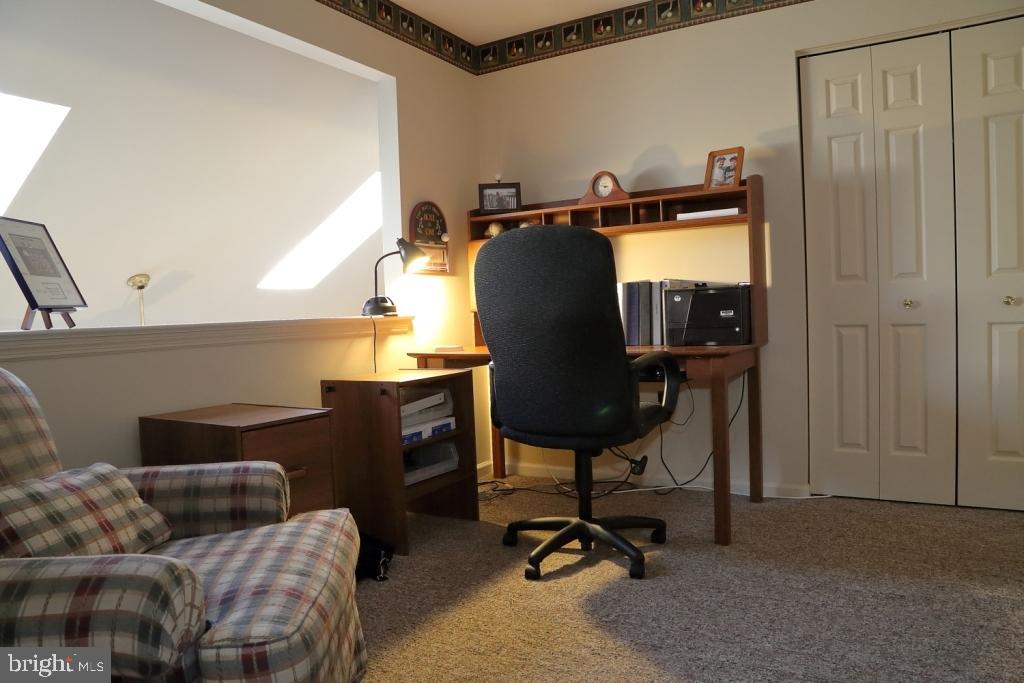 JEFFERSON SQUARE - Residential