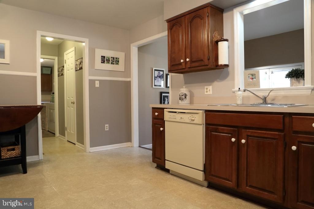 JEFFERSON SQUARE - Residential