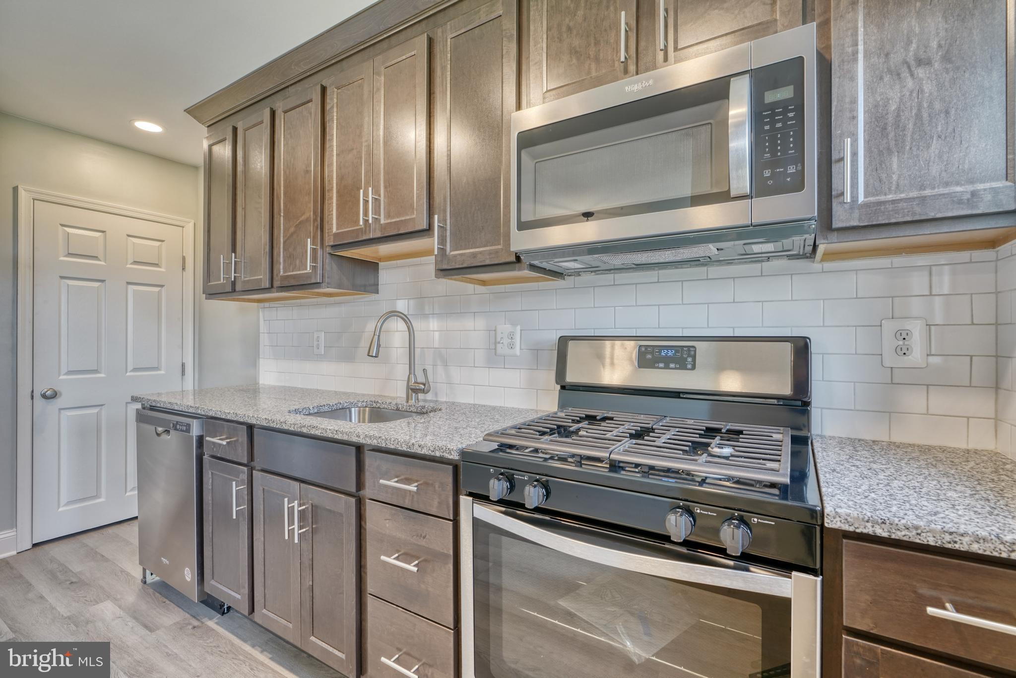 CEDONIA - Residential