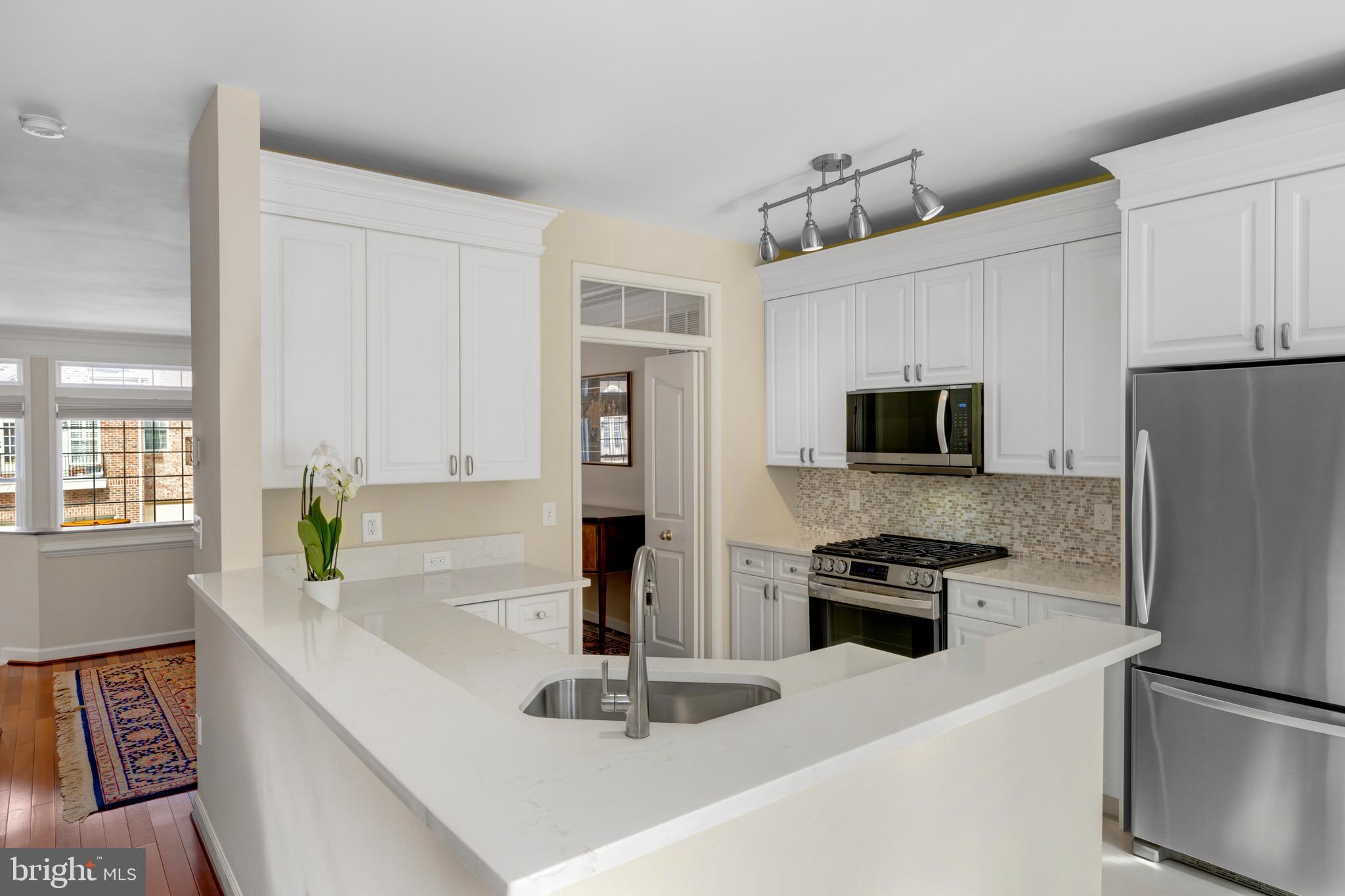 WEST MARKET - Residential