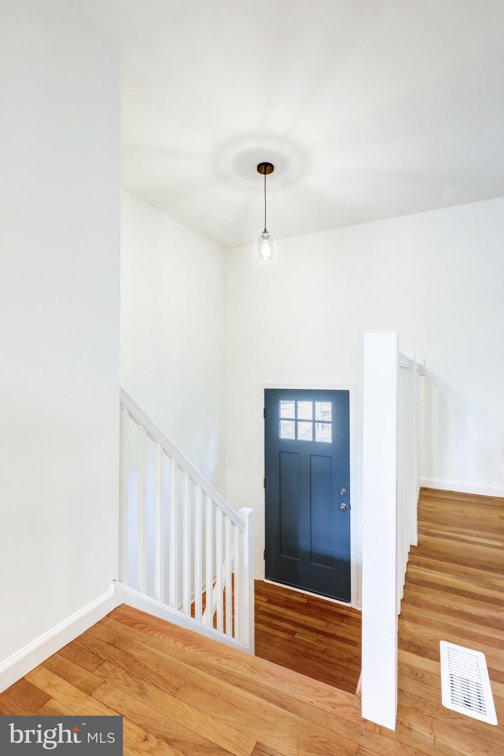 17 LIGHTCAP ROAD