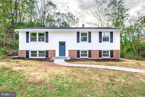 17 LIGHTCAP ROAD POTTSTOWN PA 19464