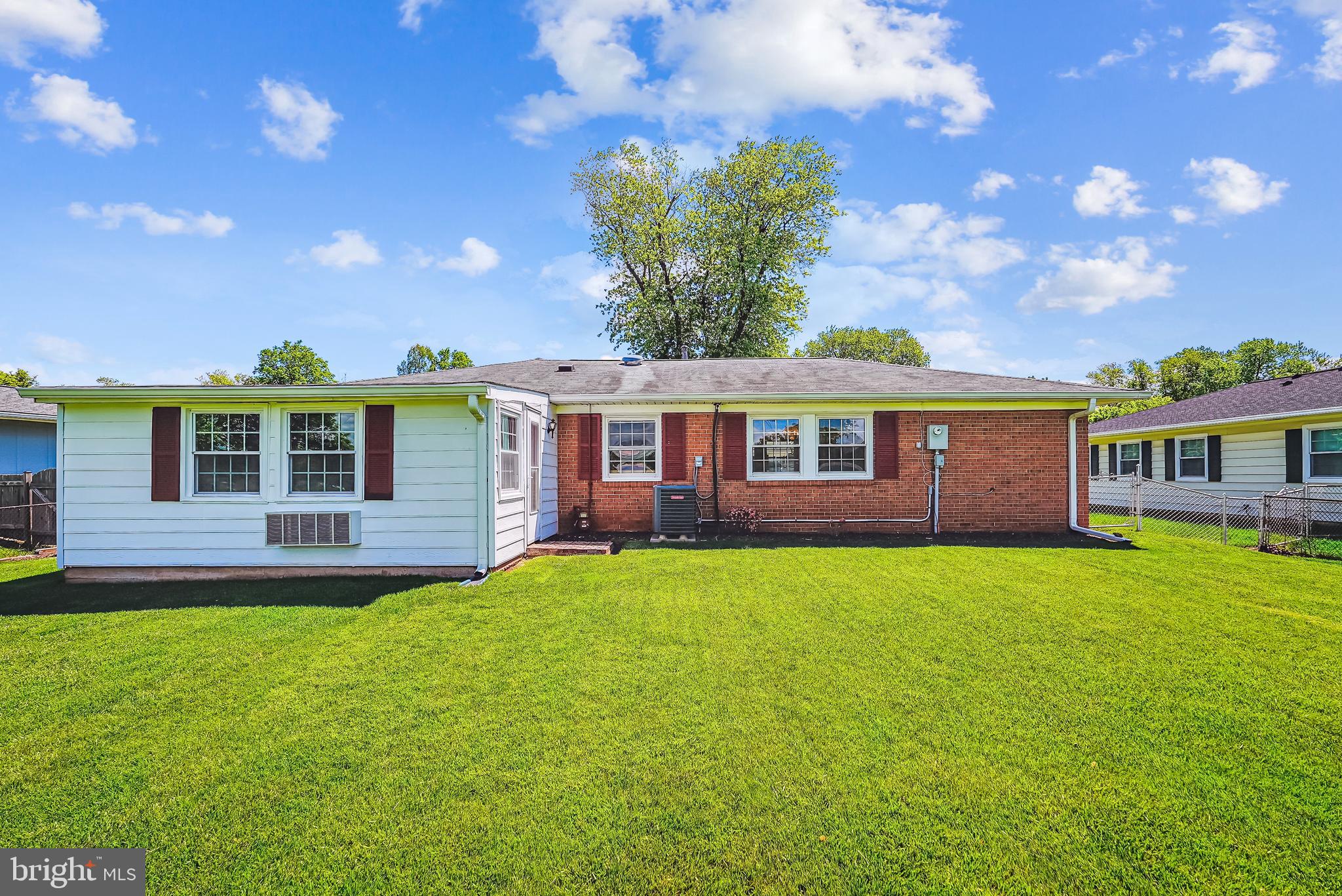 STERLING  PARK - Residential