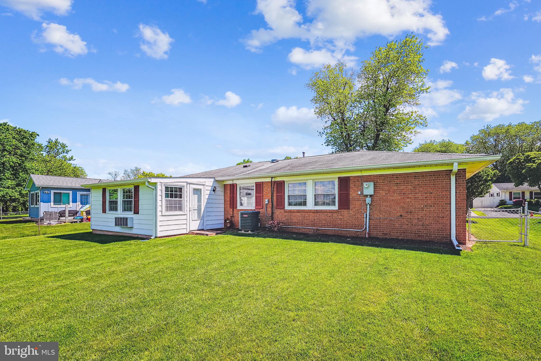 STERLING  PARK - Residential