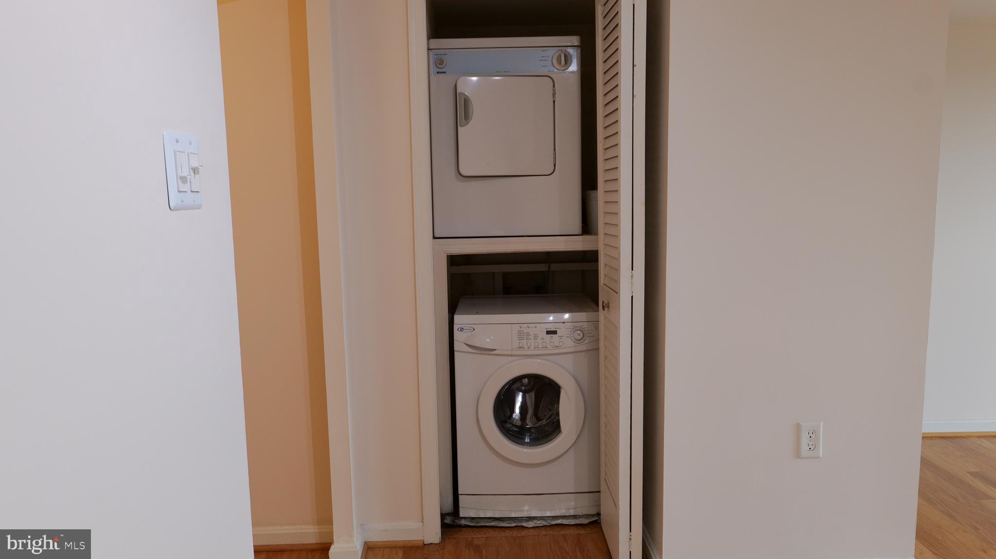 WOODBURY HEIGHTS - Residential Lease