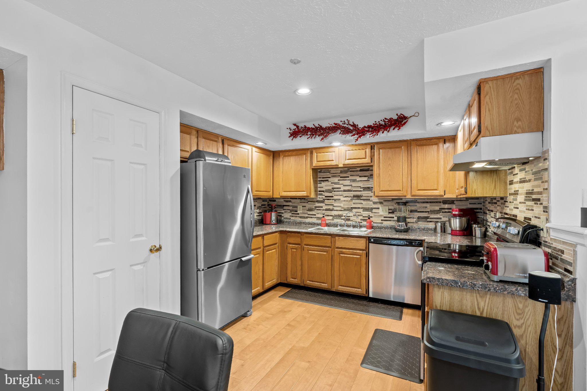 12702 WEDGEDALE COURT