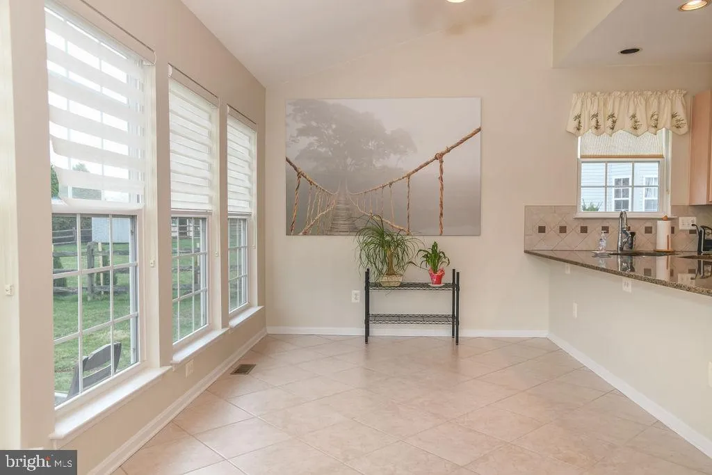 Townsend, Delaware 19734, United States, 4 Bedrooms Bedrooms, ,3 BathroomsBathrooms,Residential,Contingent,104254