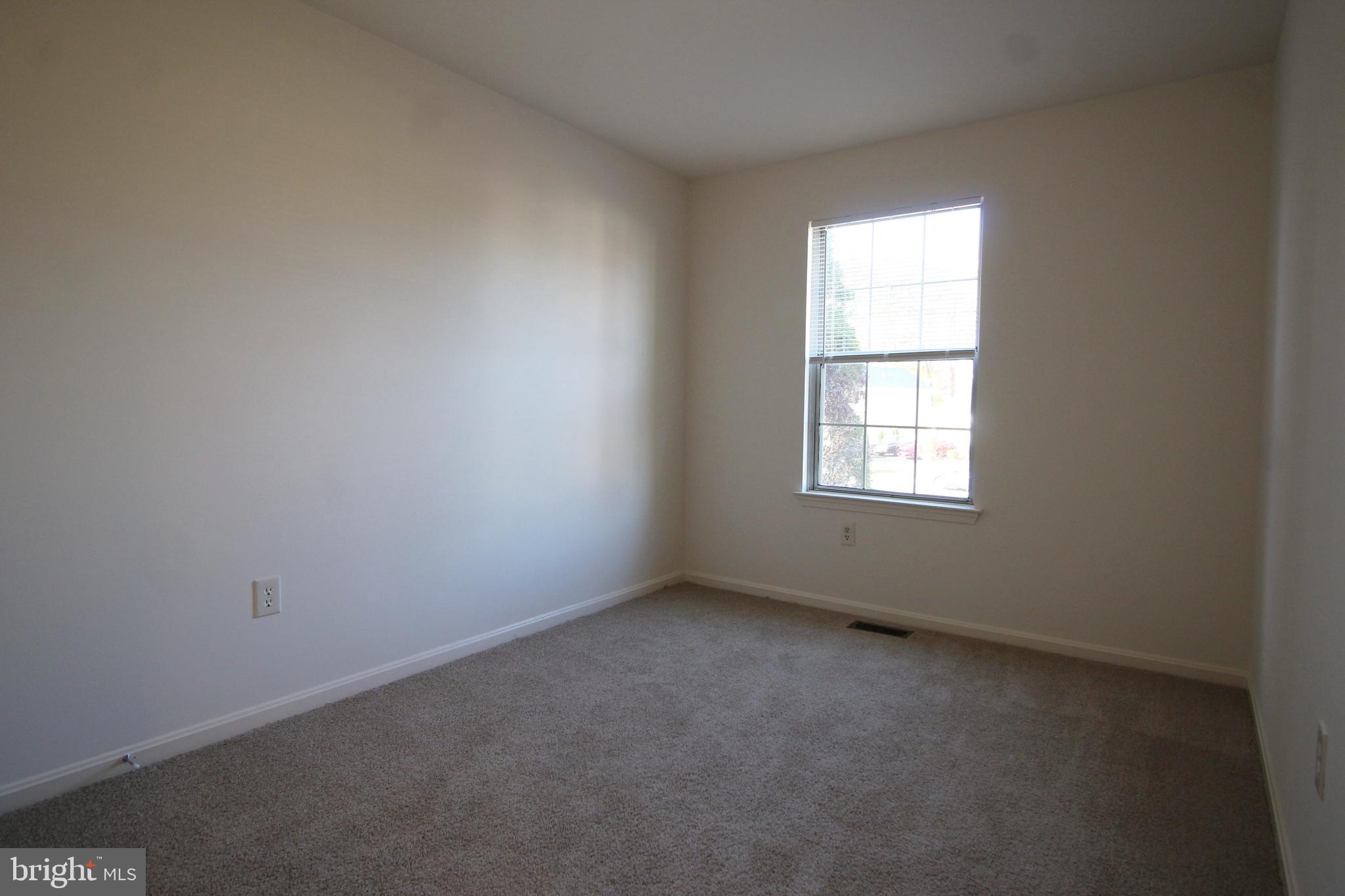 DALE CITY - Residential Lease