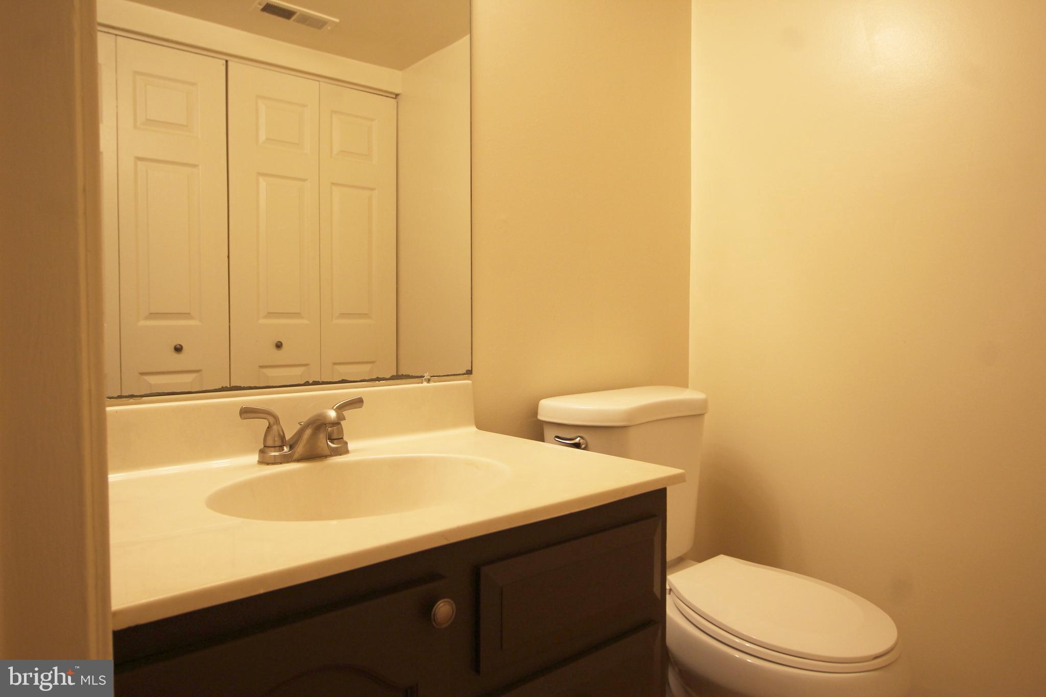 DALE CITY - Residential Lease