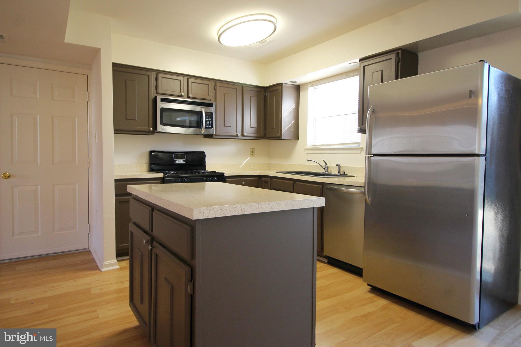 DALE CITY - Residential Lease