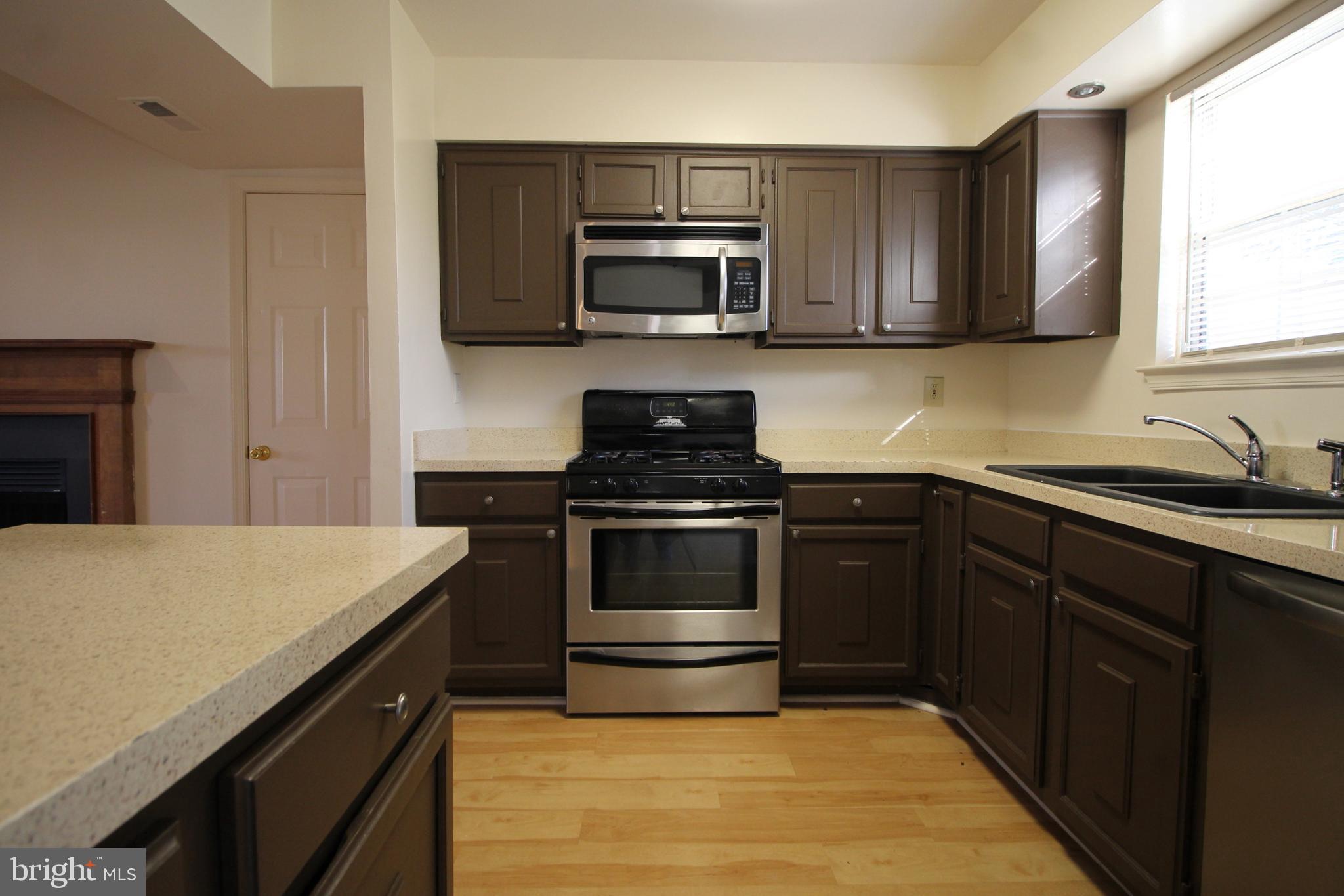 DALE CITY - Residential Lease