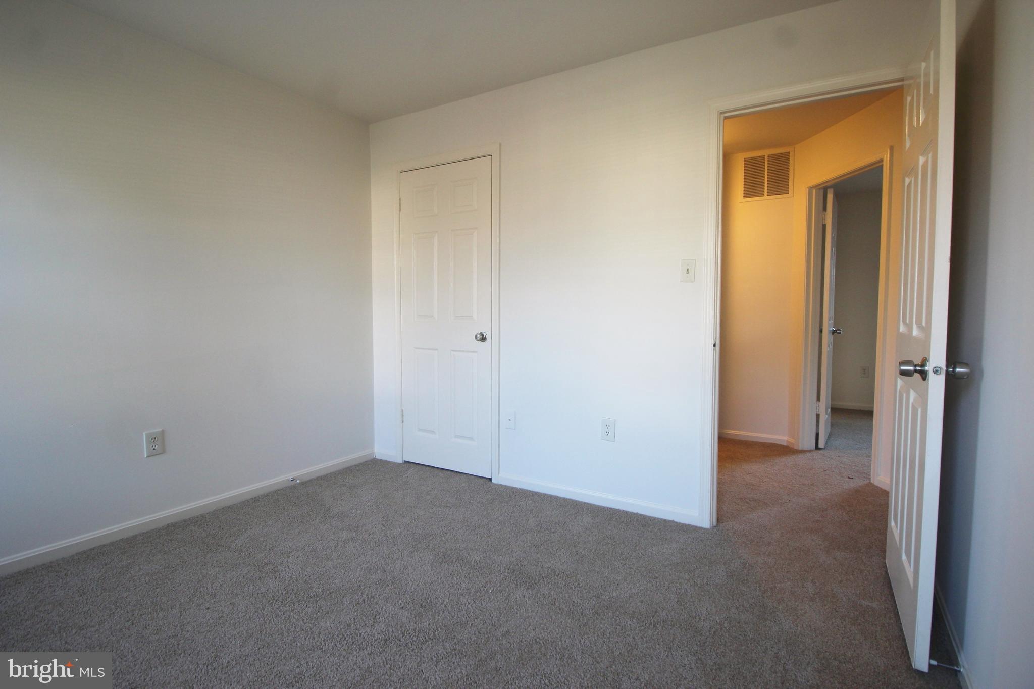 DALE CITY - Residential Lease