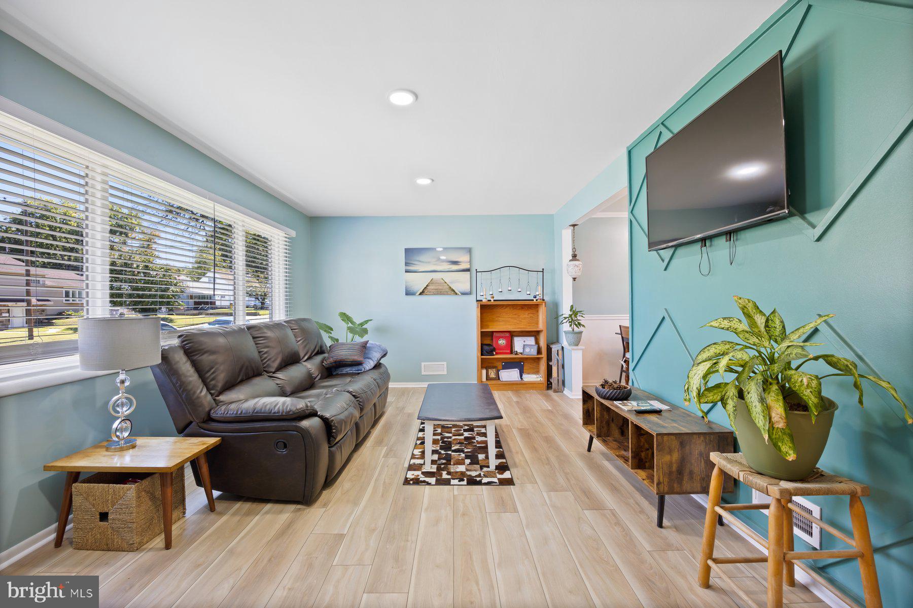 612 CAROLYN ROAD