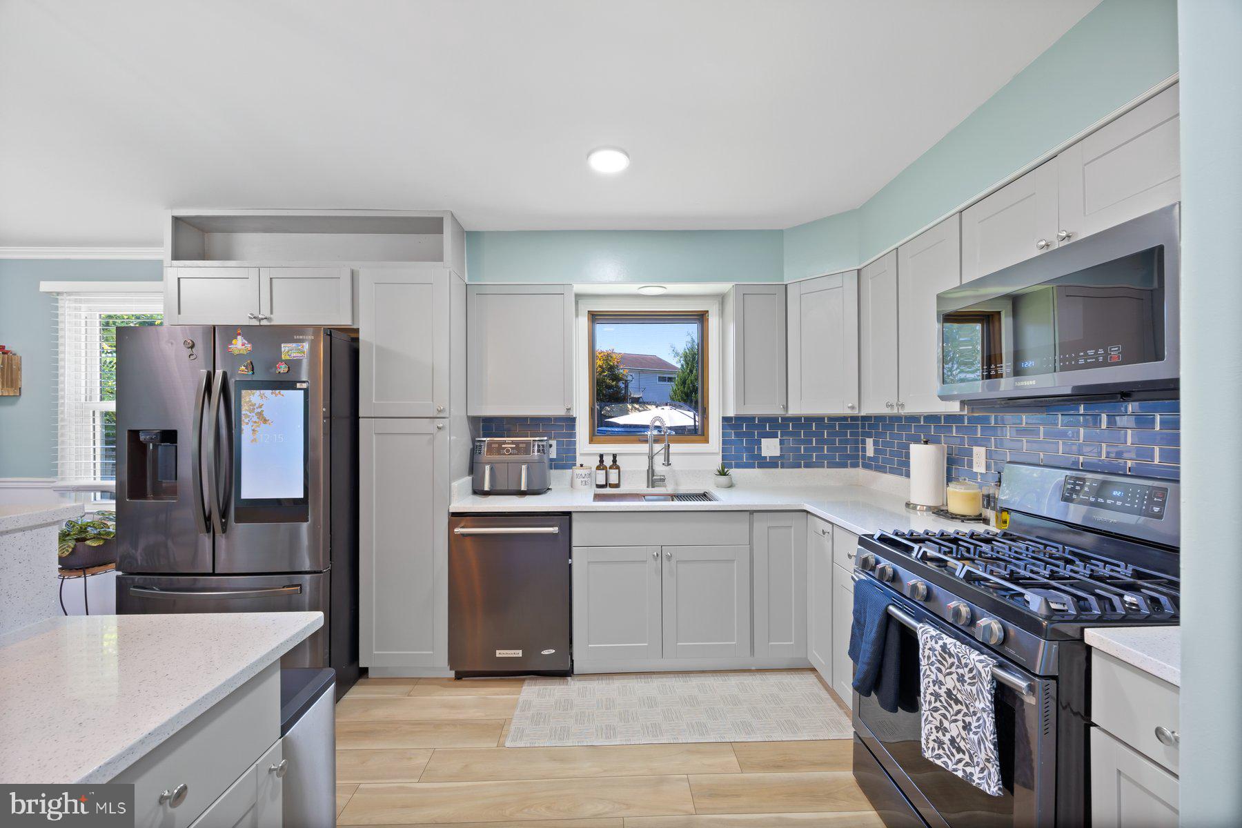 GLEN BURNIE PARK - Residential