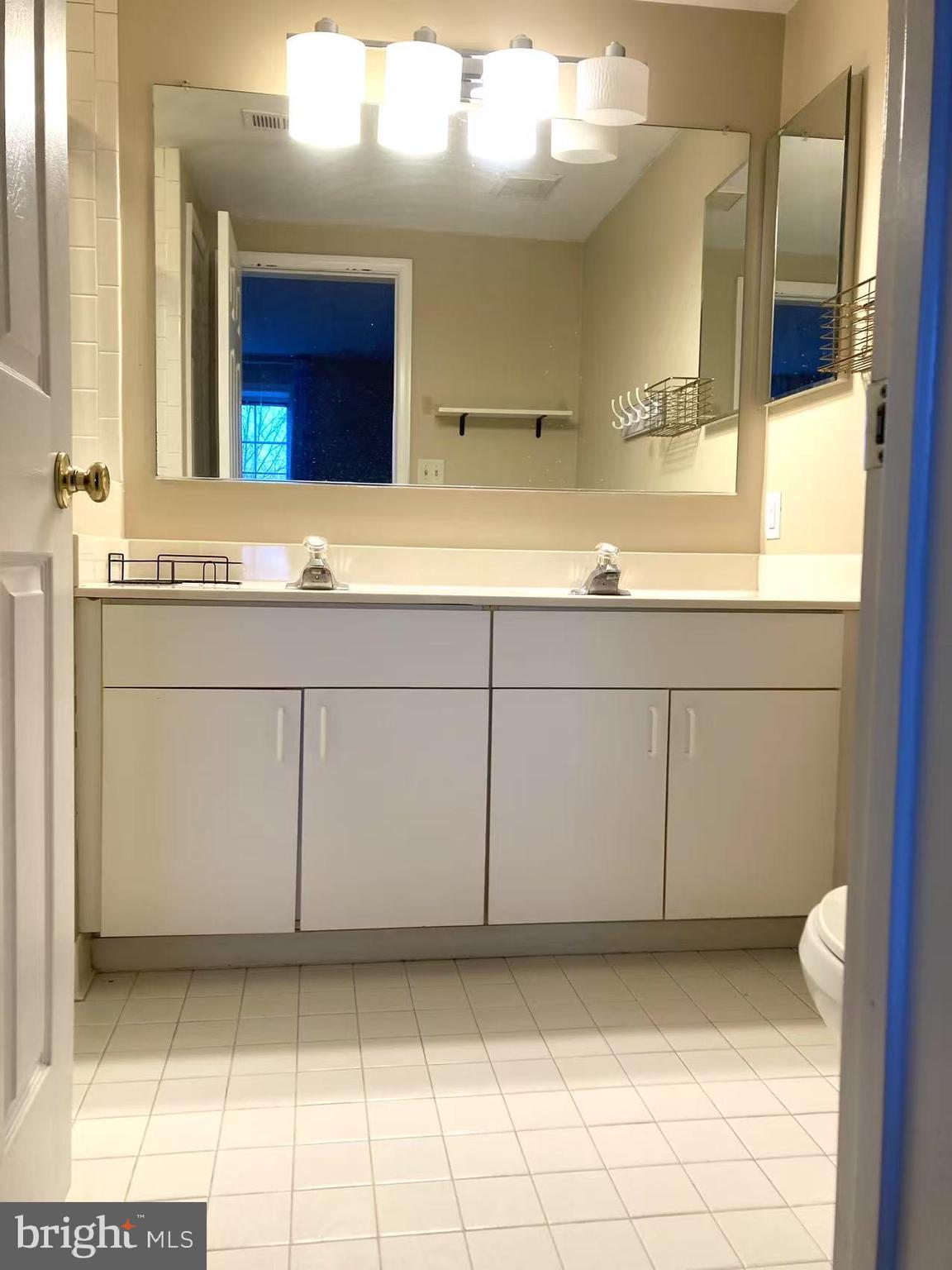 MAYS CHAPEL VILLAGE - Residential Lease