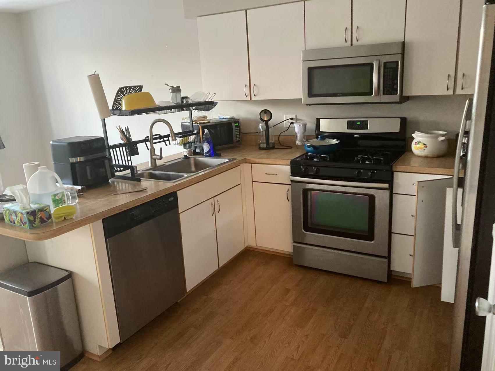 MAYS CHAPEL VILLAGE - Residential Lease