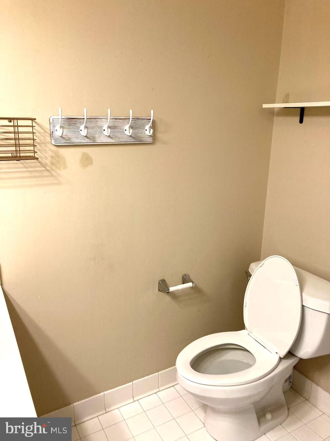 MAYS CHAPEL VILLAGE - Residential Lease