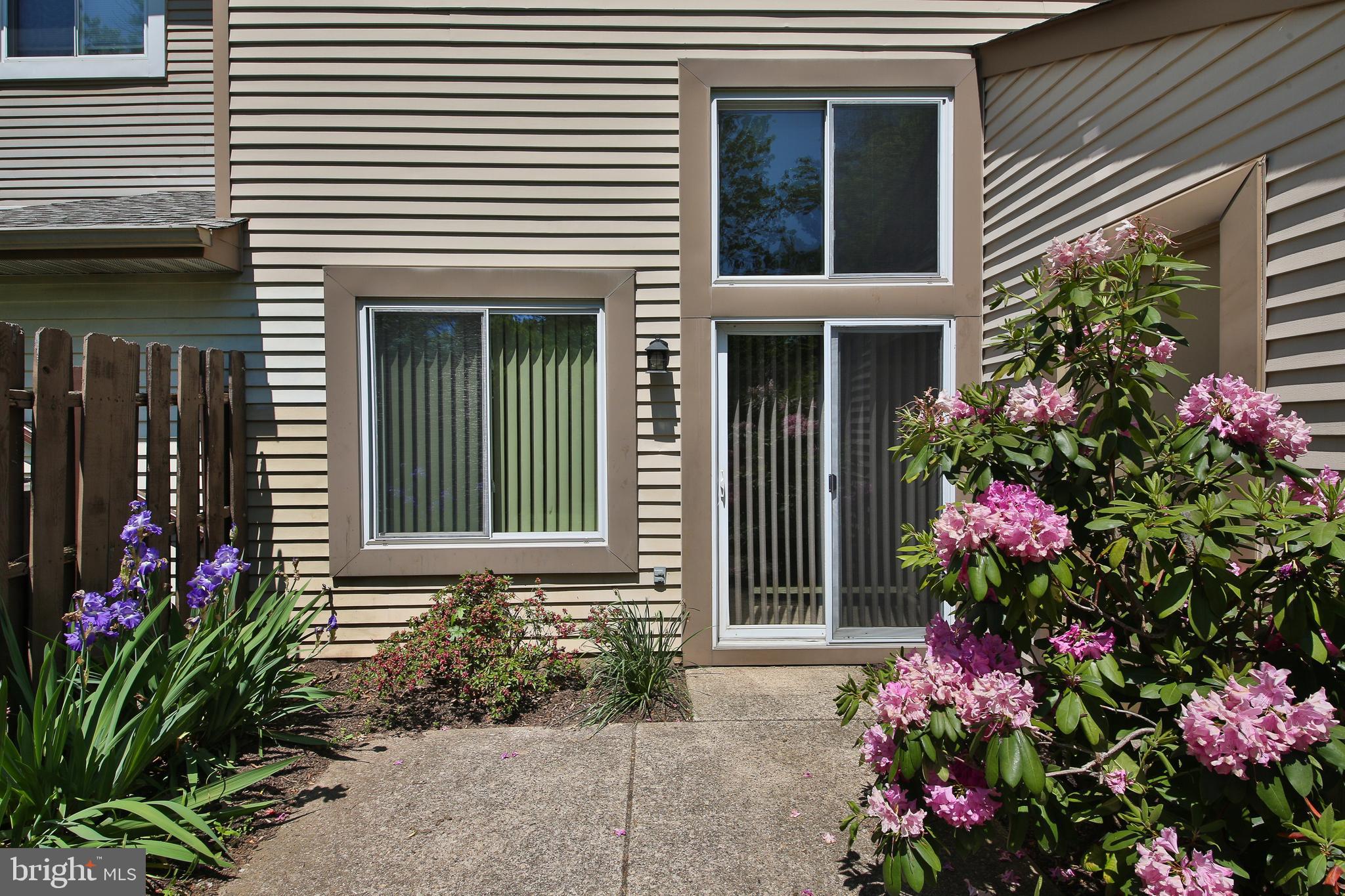 THE HIGHLANDS - Residential