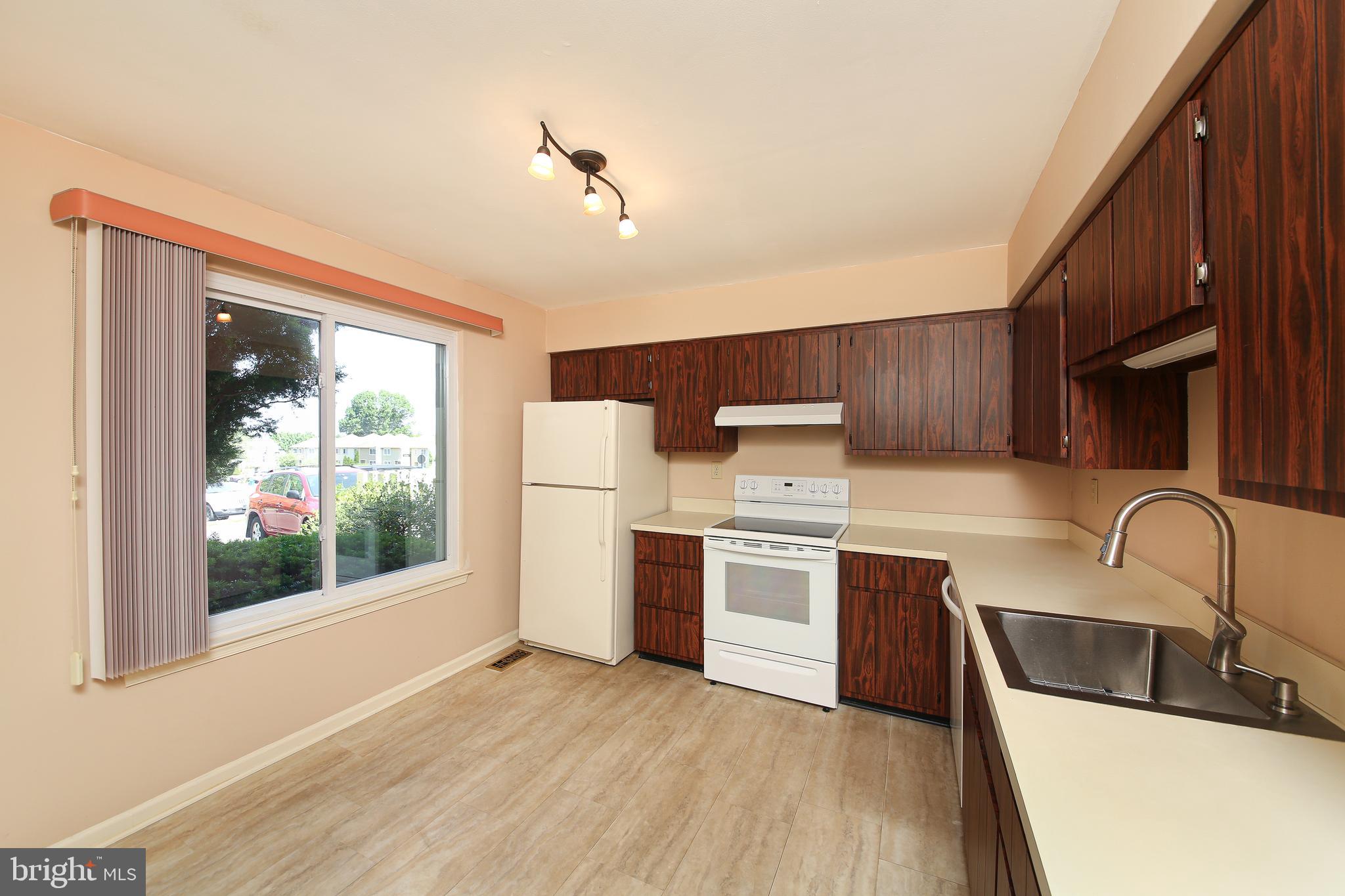 THE HIGHLANDS - Residential