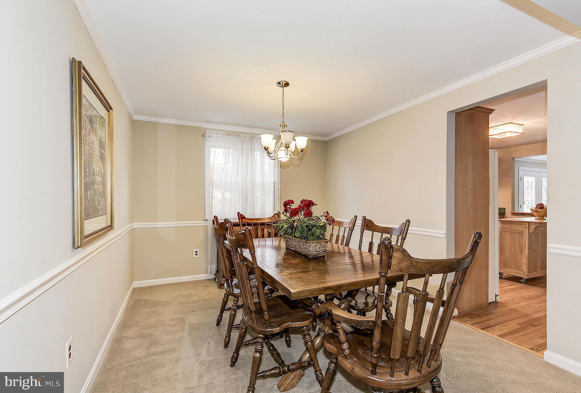 QUINCE ORCHARD MANOR - Residential