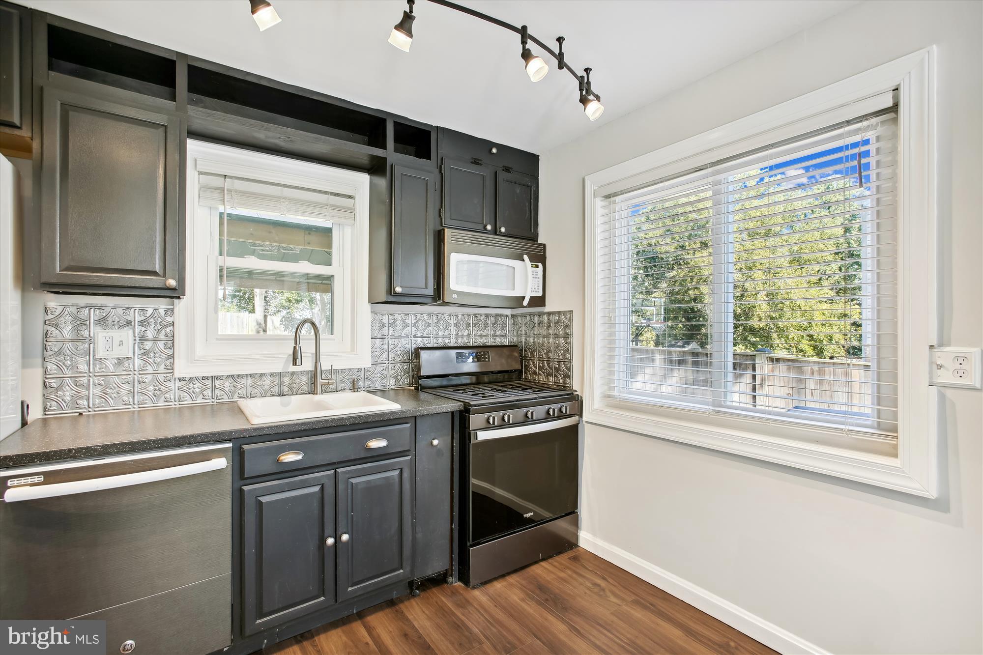 HUNTINGTON - Residential