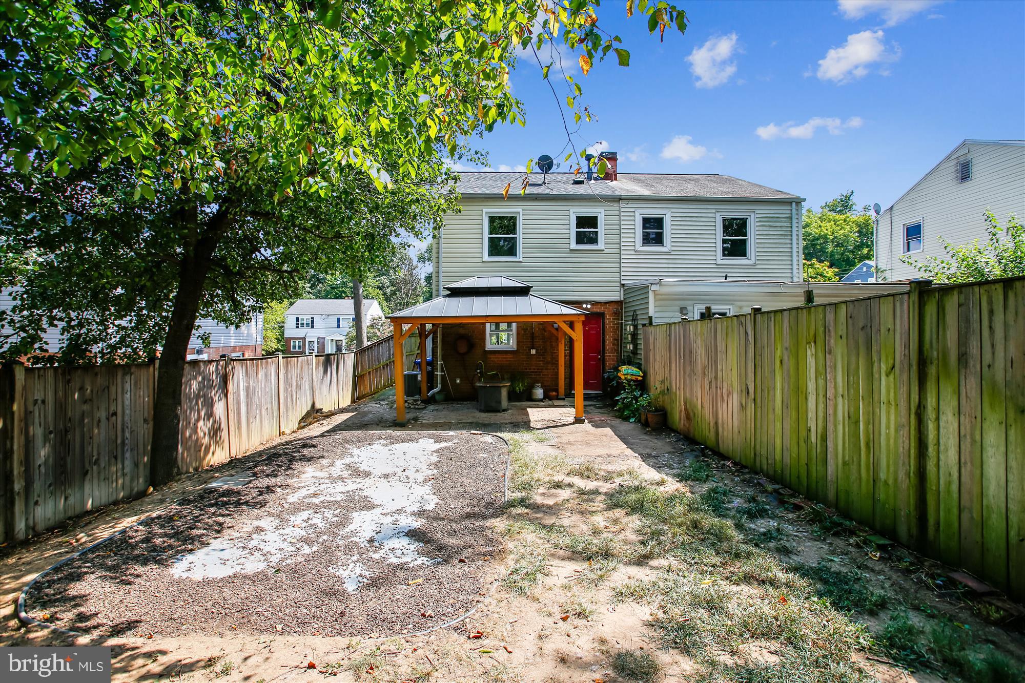 HUNTINGTON - Residential