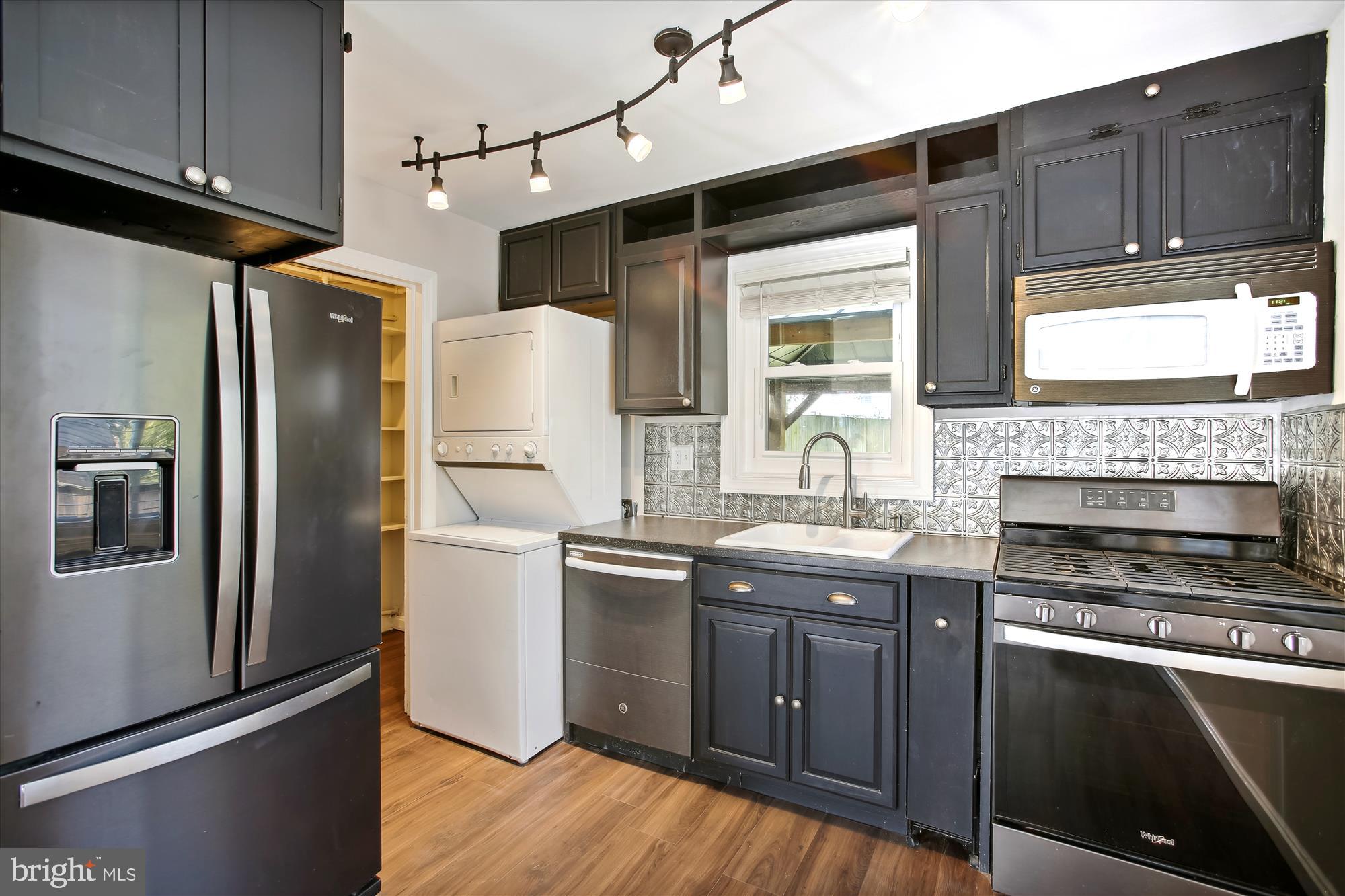 HUNTINGTON - Residential