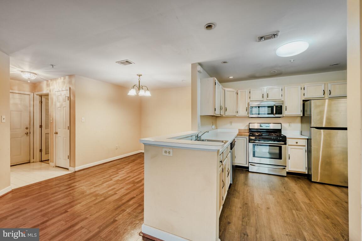 FALLS GABLE - Residential