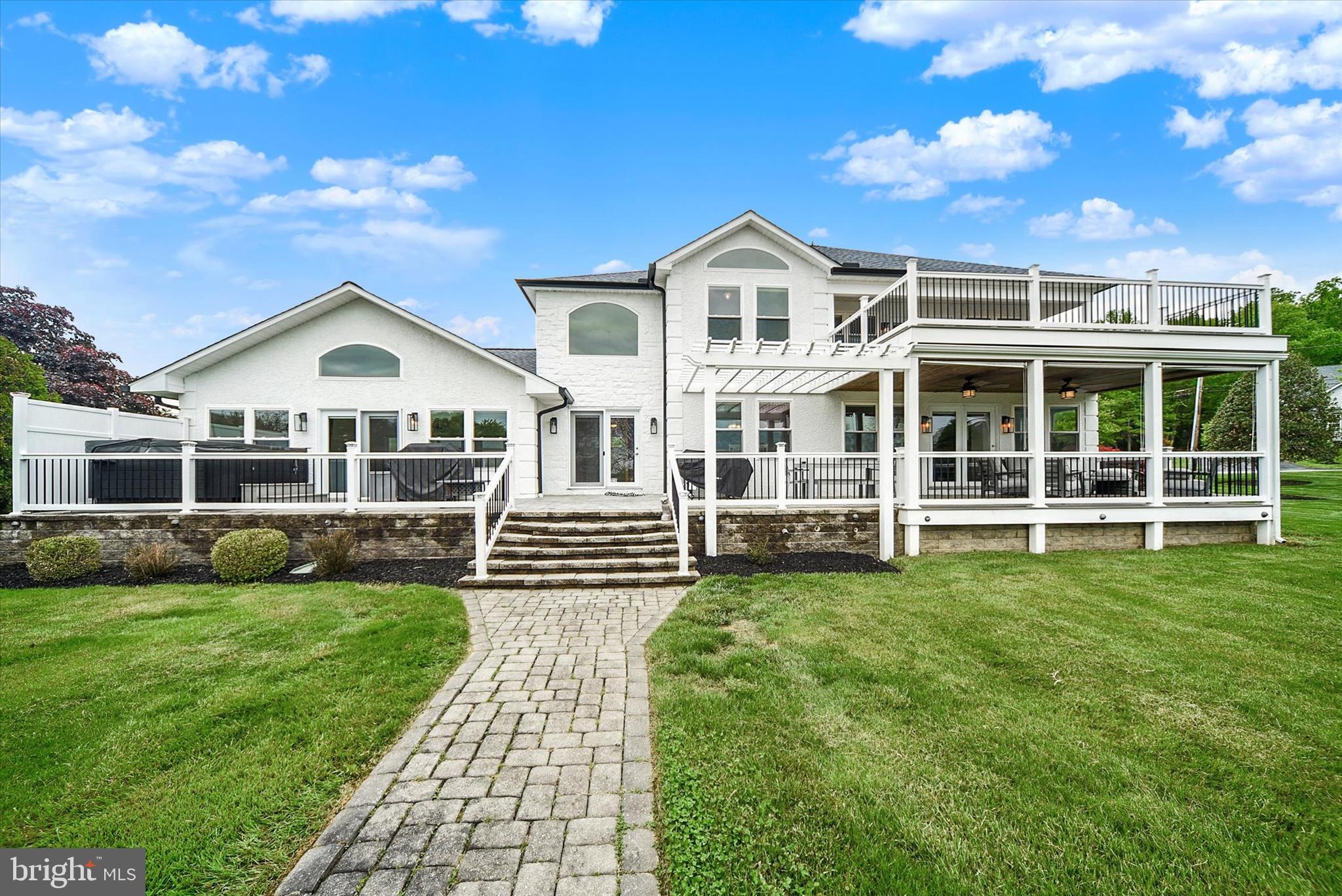 NORTH EAST HARBOURS - Residential