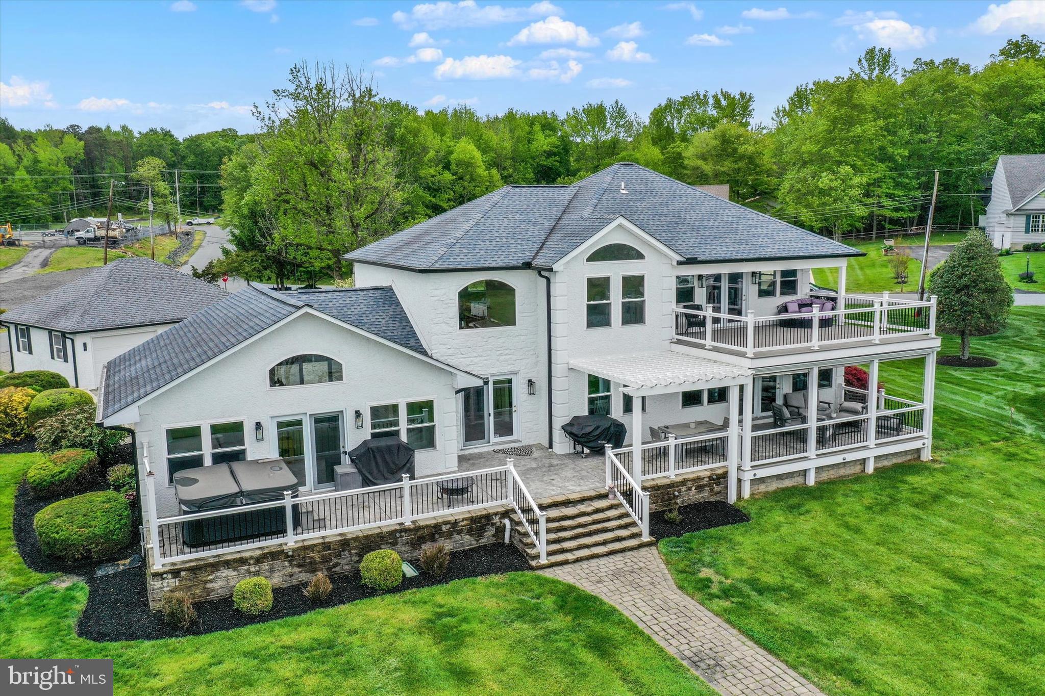 NORTH EAST HARBOURS - Residential
