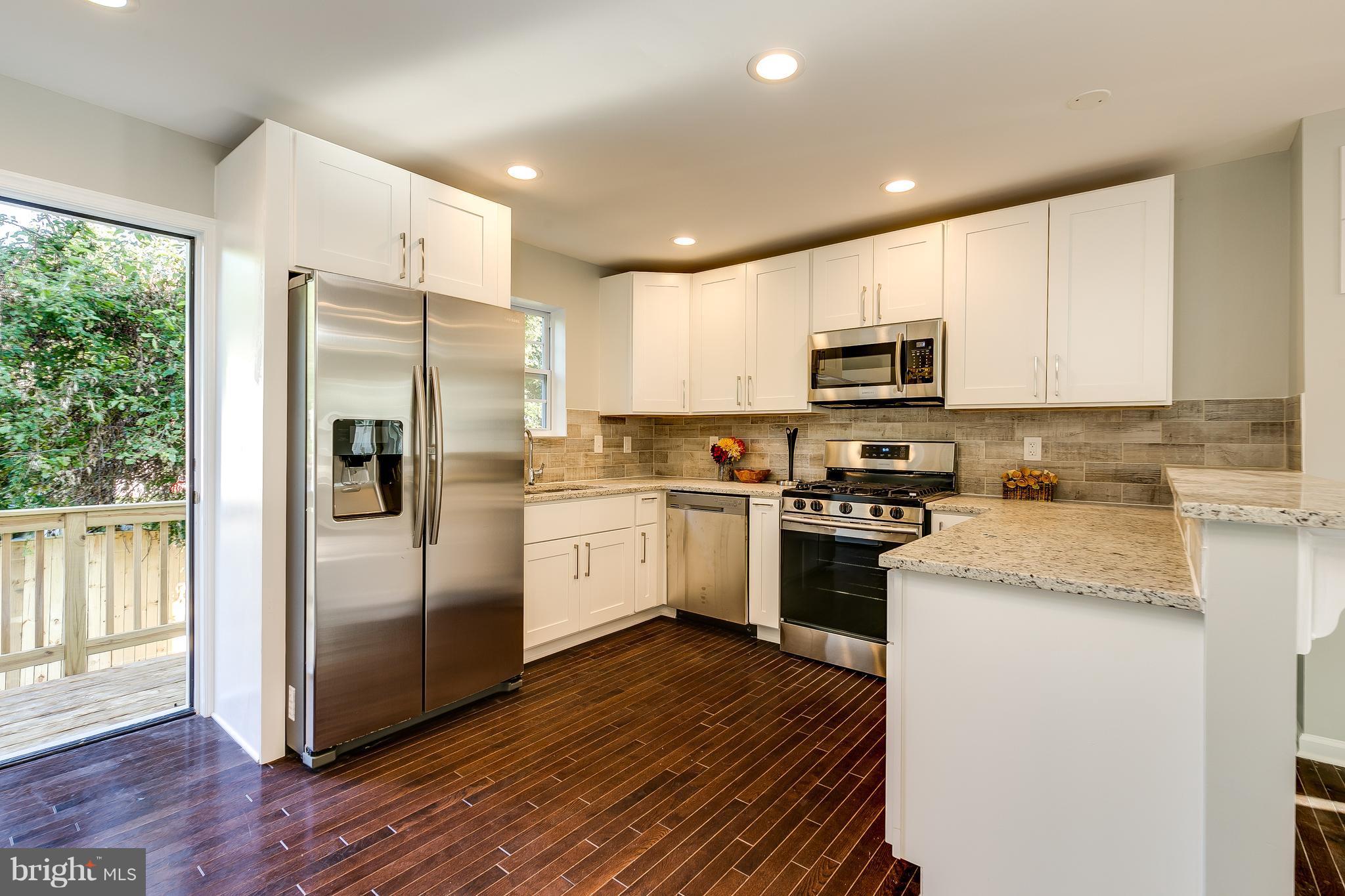 SOUTHGATE - Residential