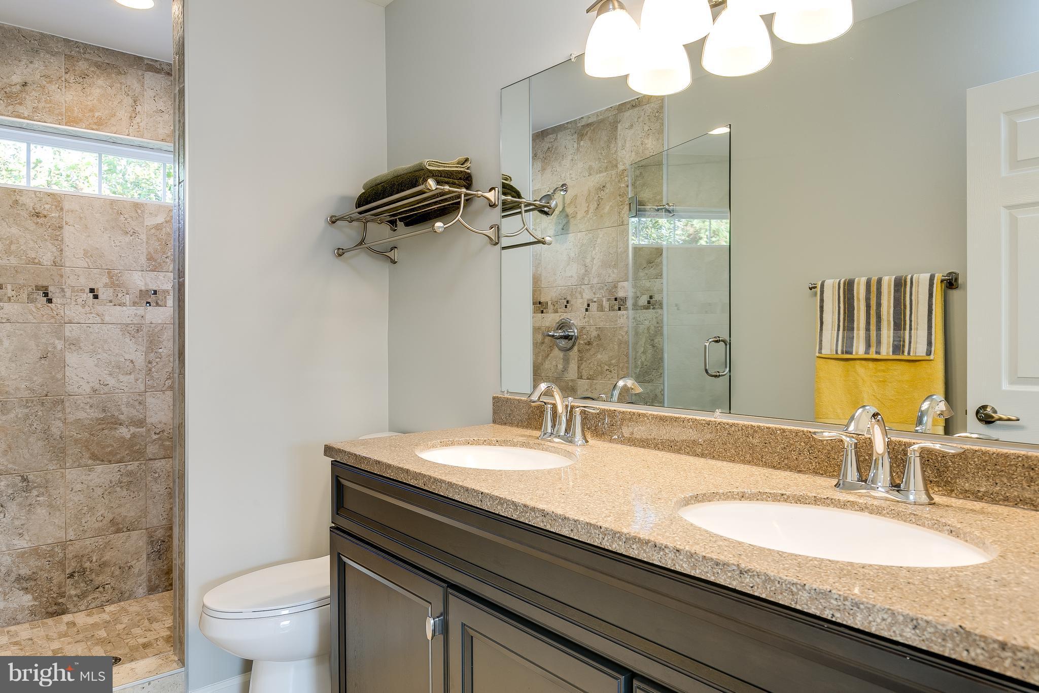 SOUTHGATE - Residential