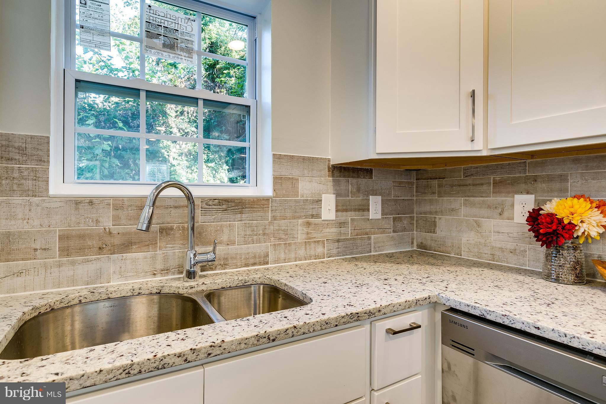 SOUTHGATE - Residential