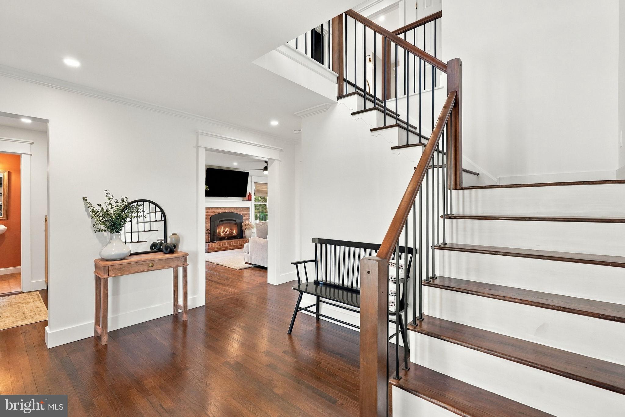39 SARATOGA LANE