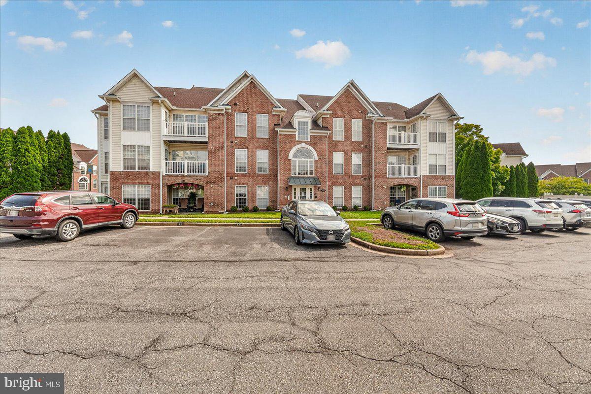 2506 COACH HOUSE WAY 3D
