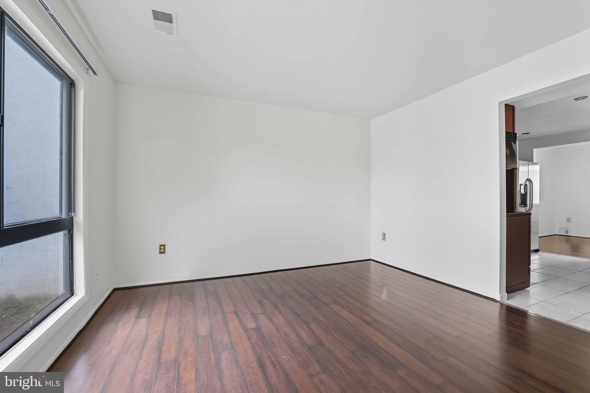 258 N COTTAGE ROAD