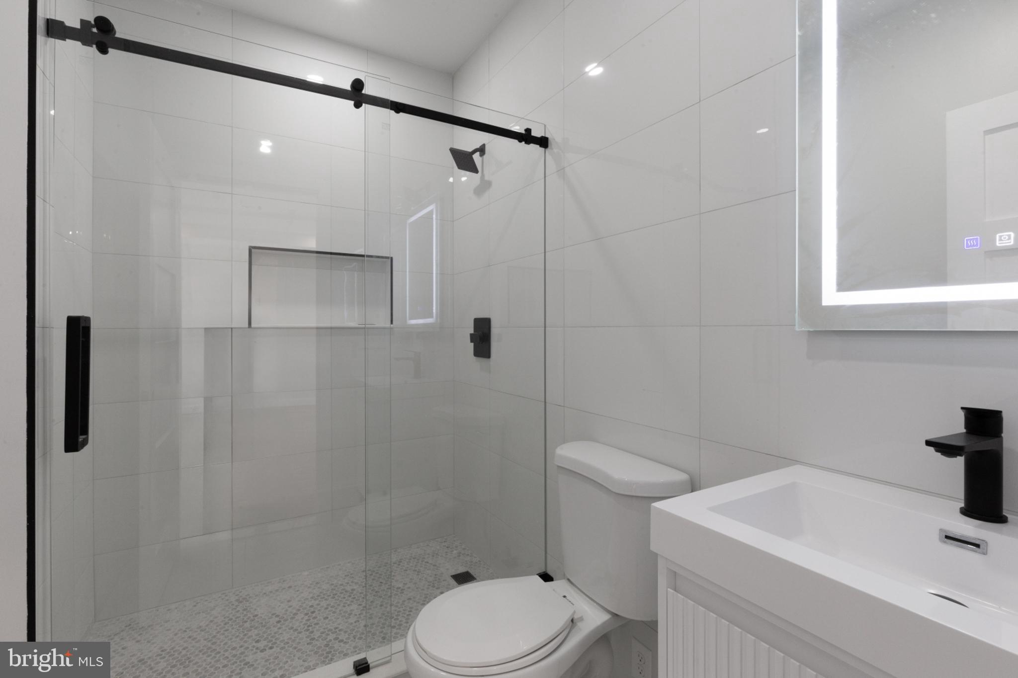 OLDE KENSINGTON - Residential Lease