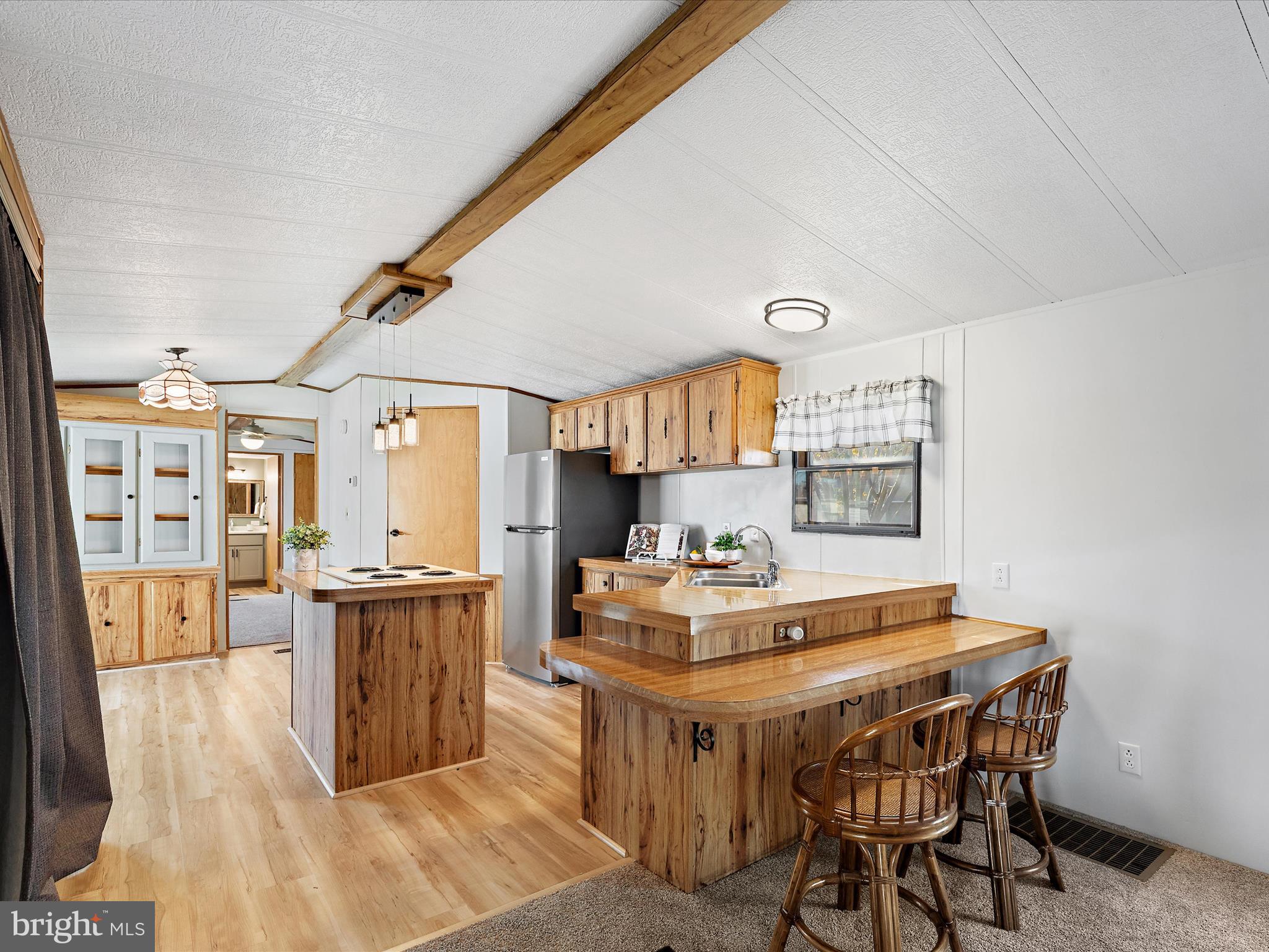 SHADY PARK - Residential