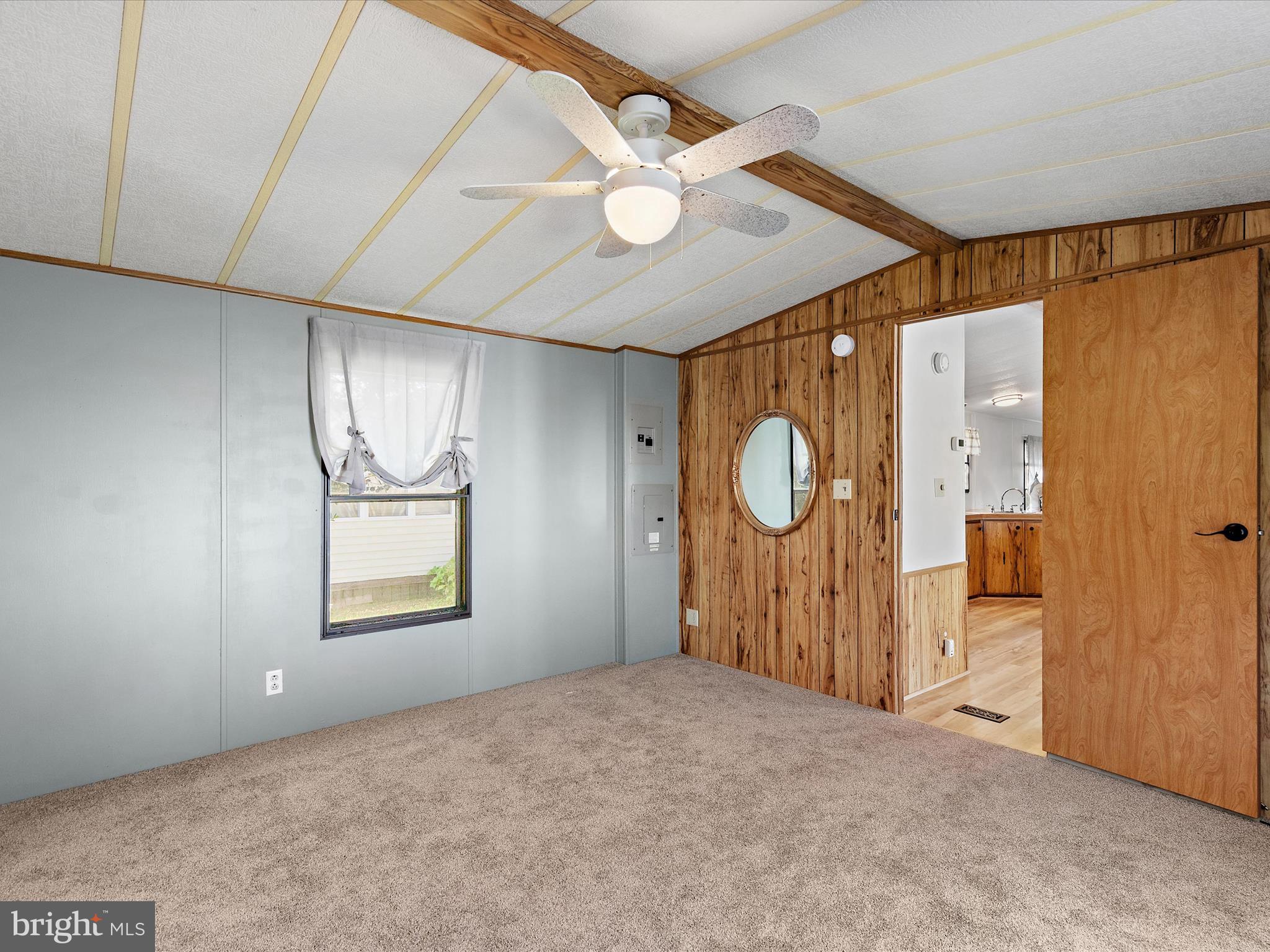 SHADY PARK - Residential