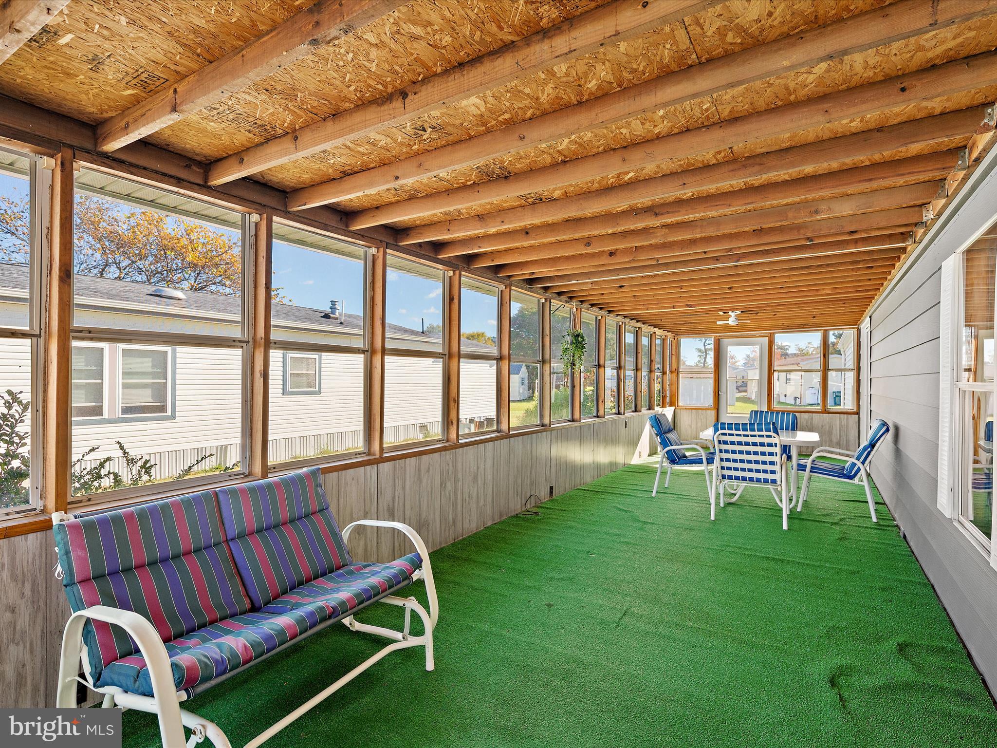 SHADY PARK - Residential