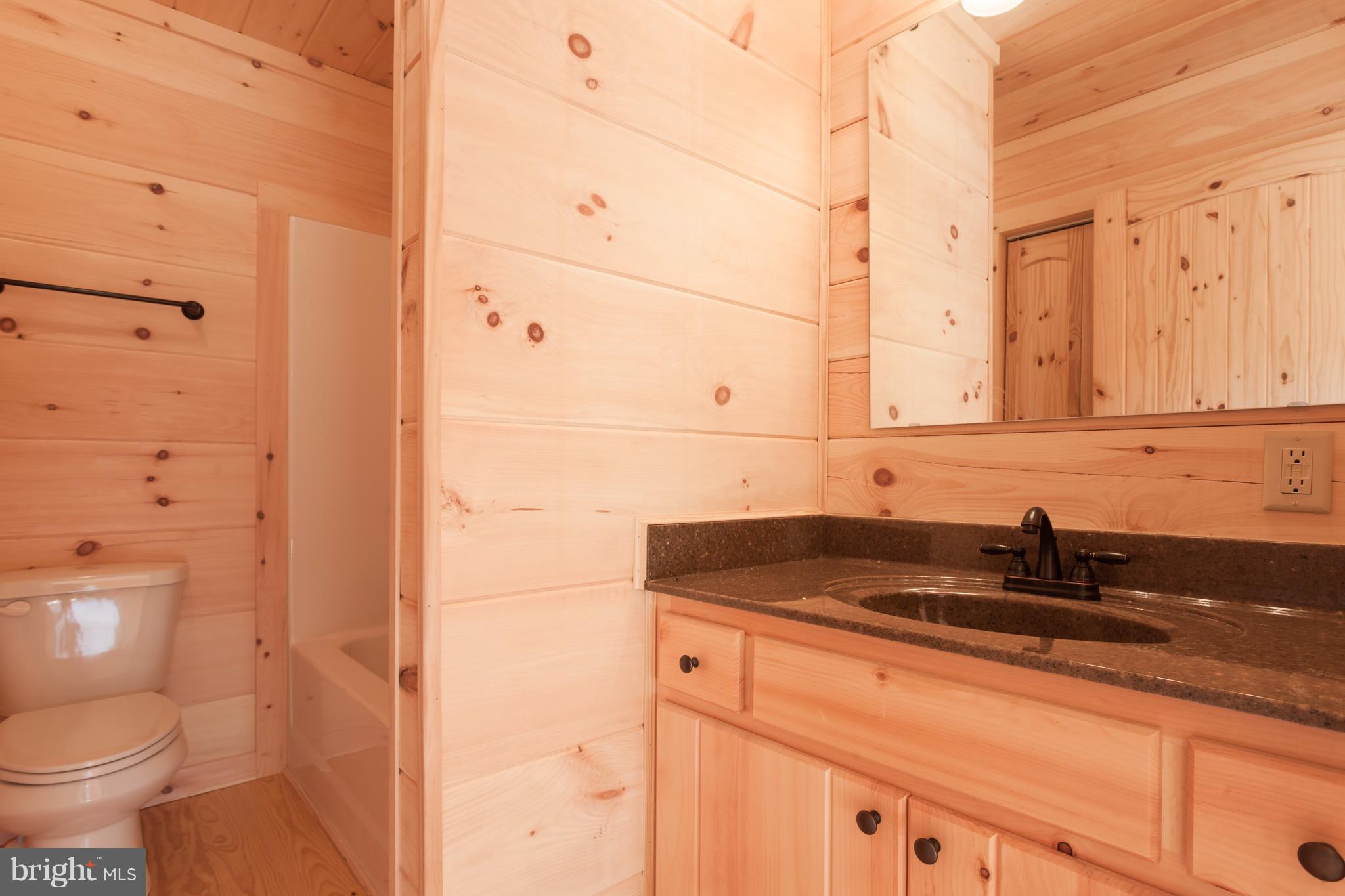 STAR TANNERY - Residential Lease