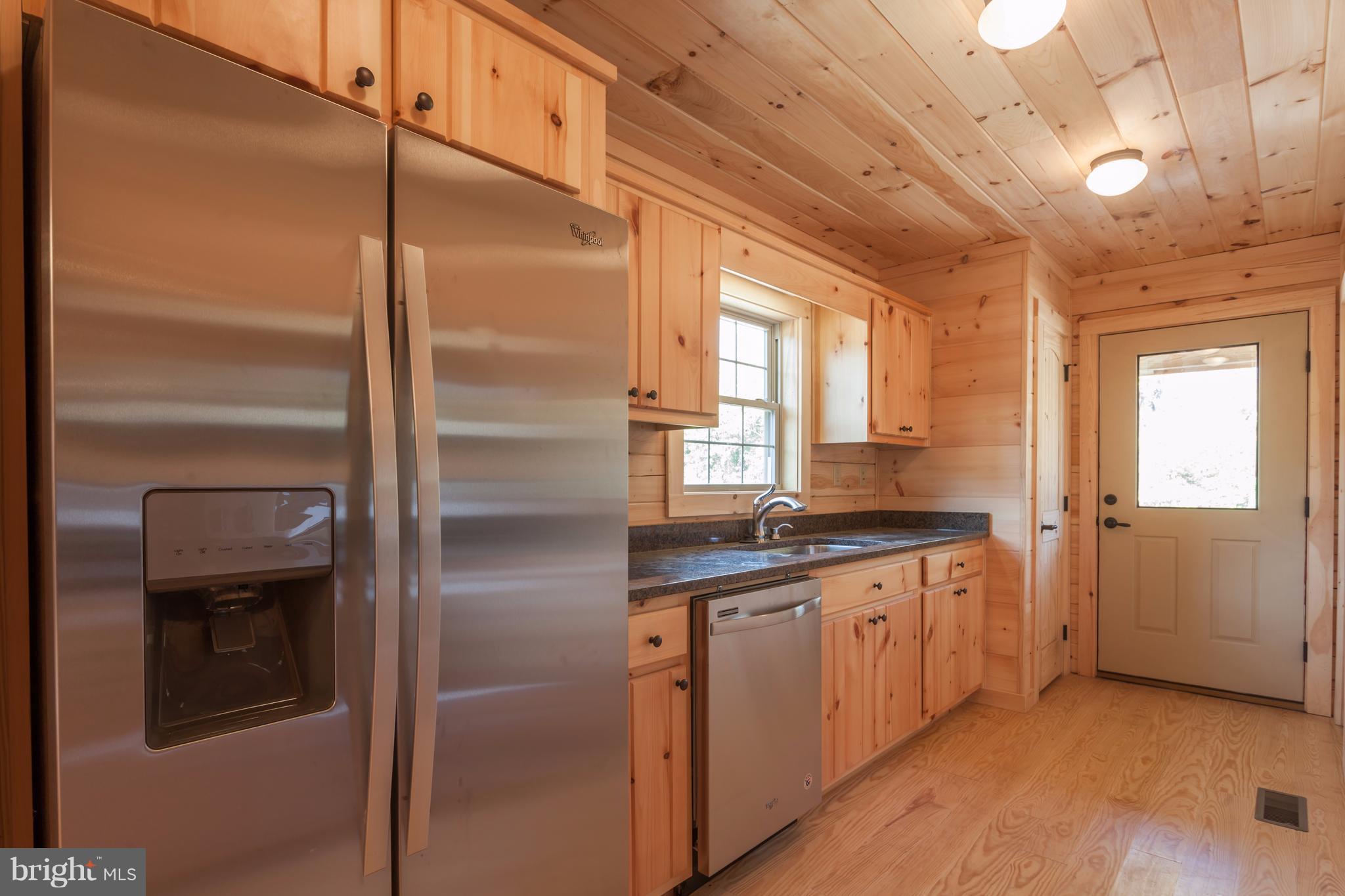 STAR TANNERY - Residential Lease