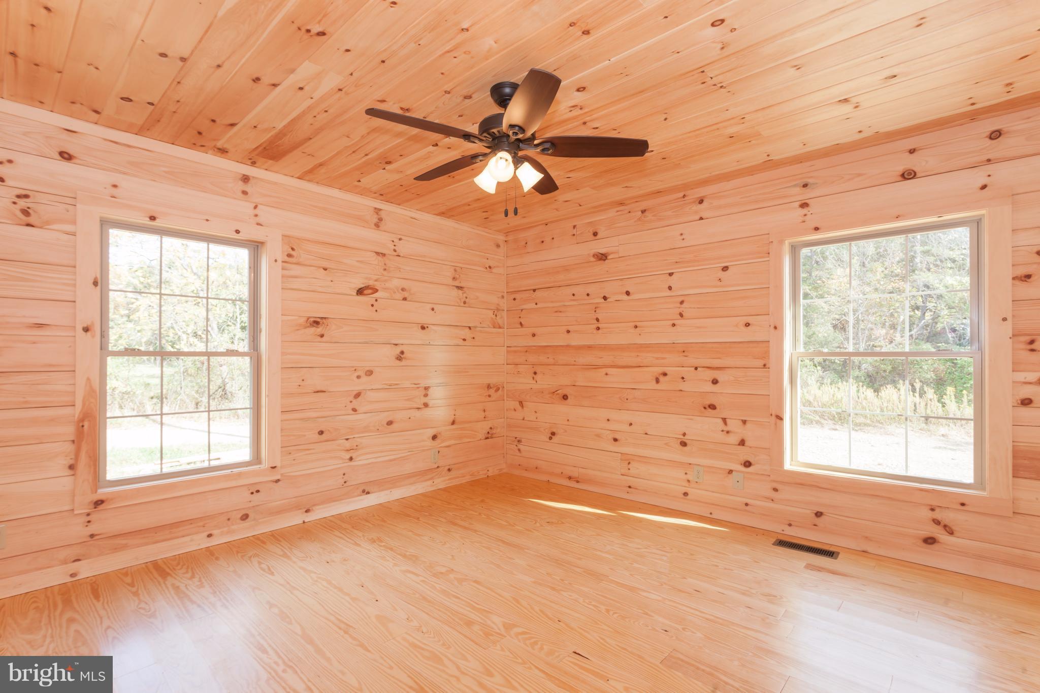 STAR TANNERY - Residential Lease