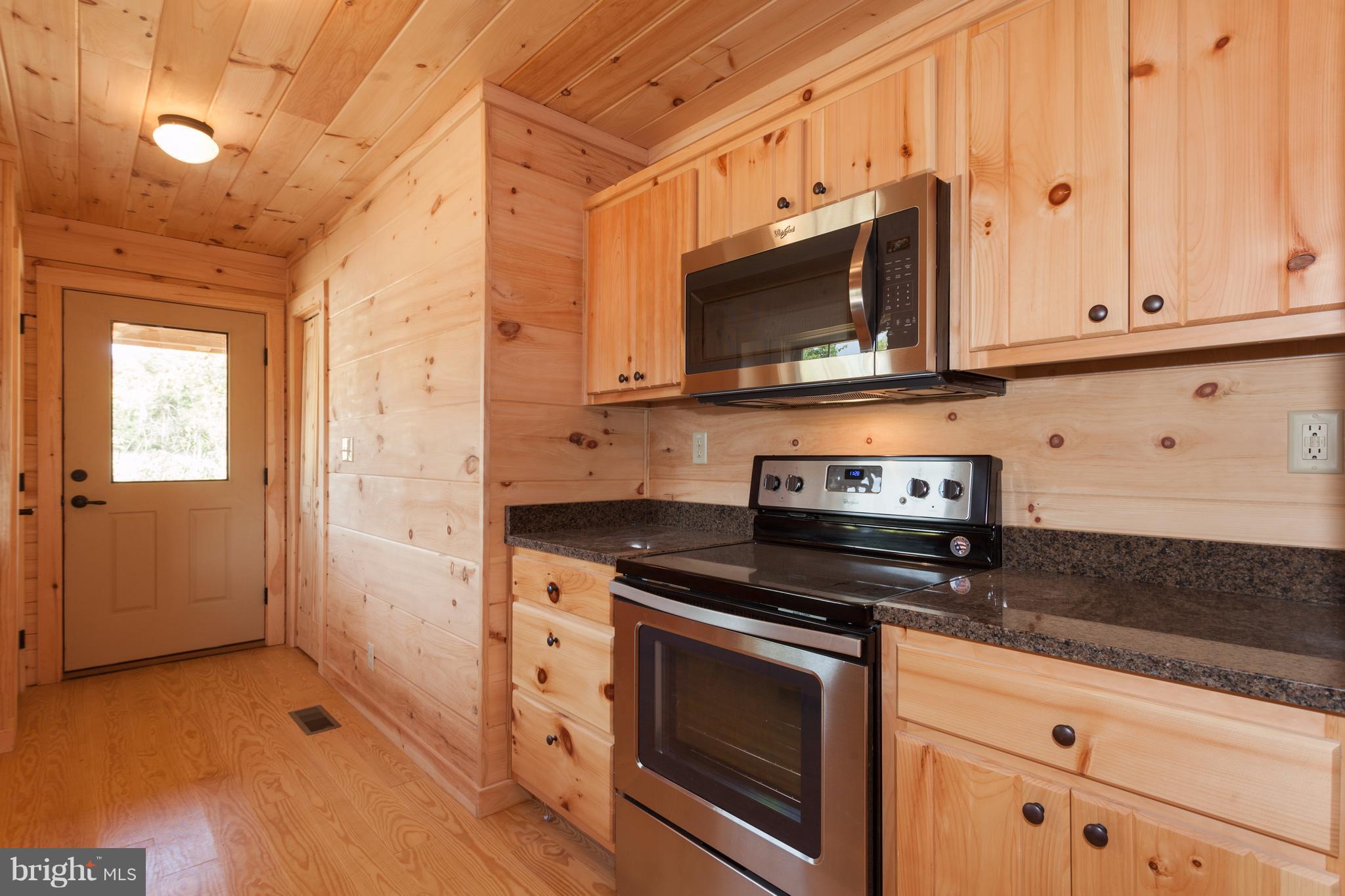 STAR TANNERY - Residential Lease