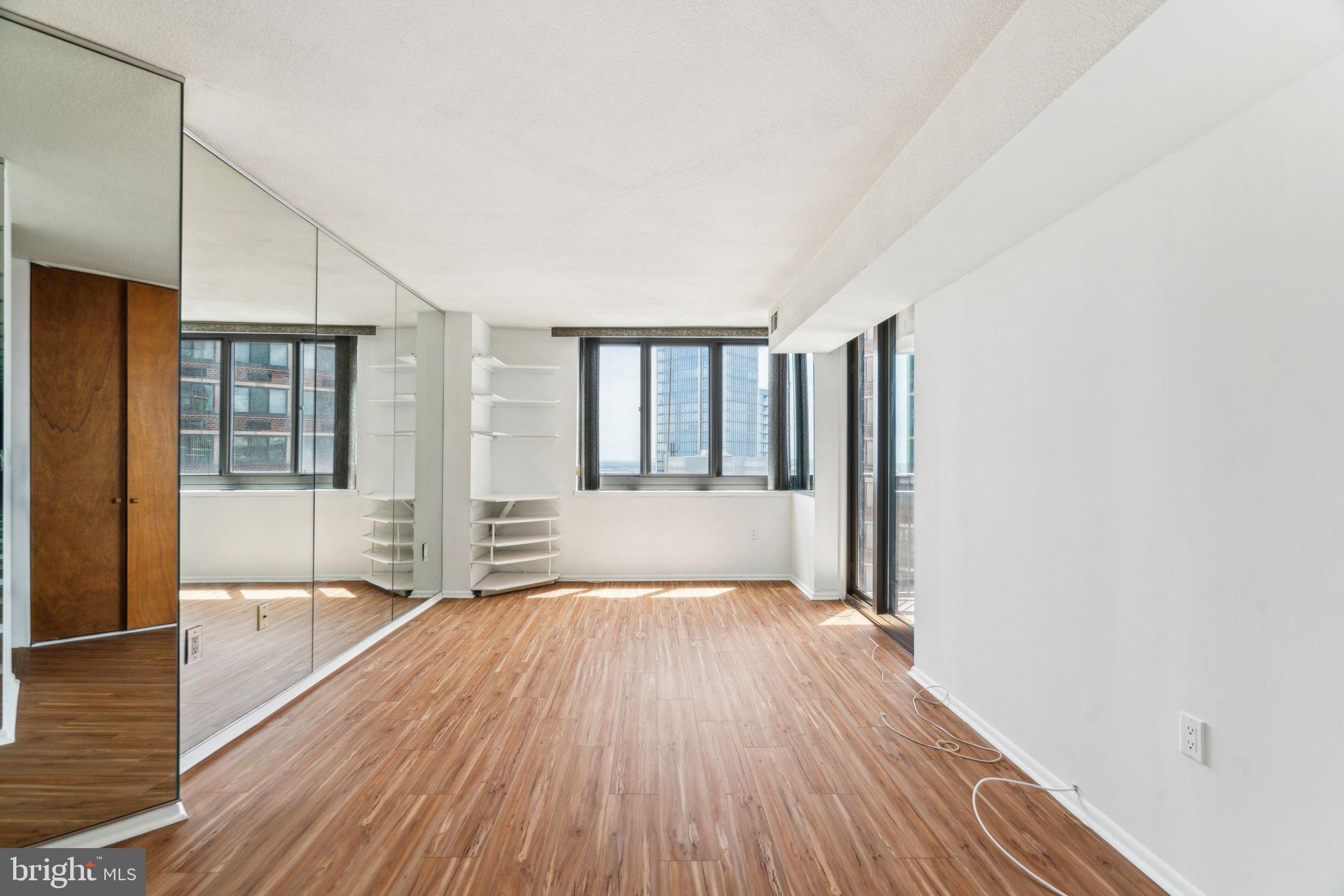 AVENUE OF THE ARTS - Residential