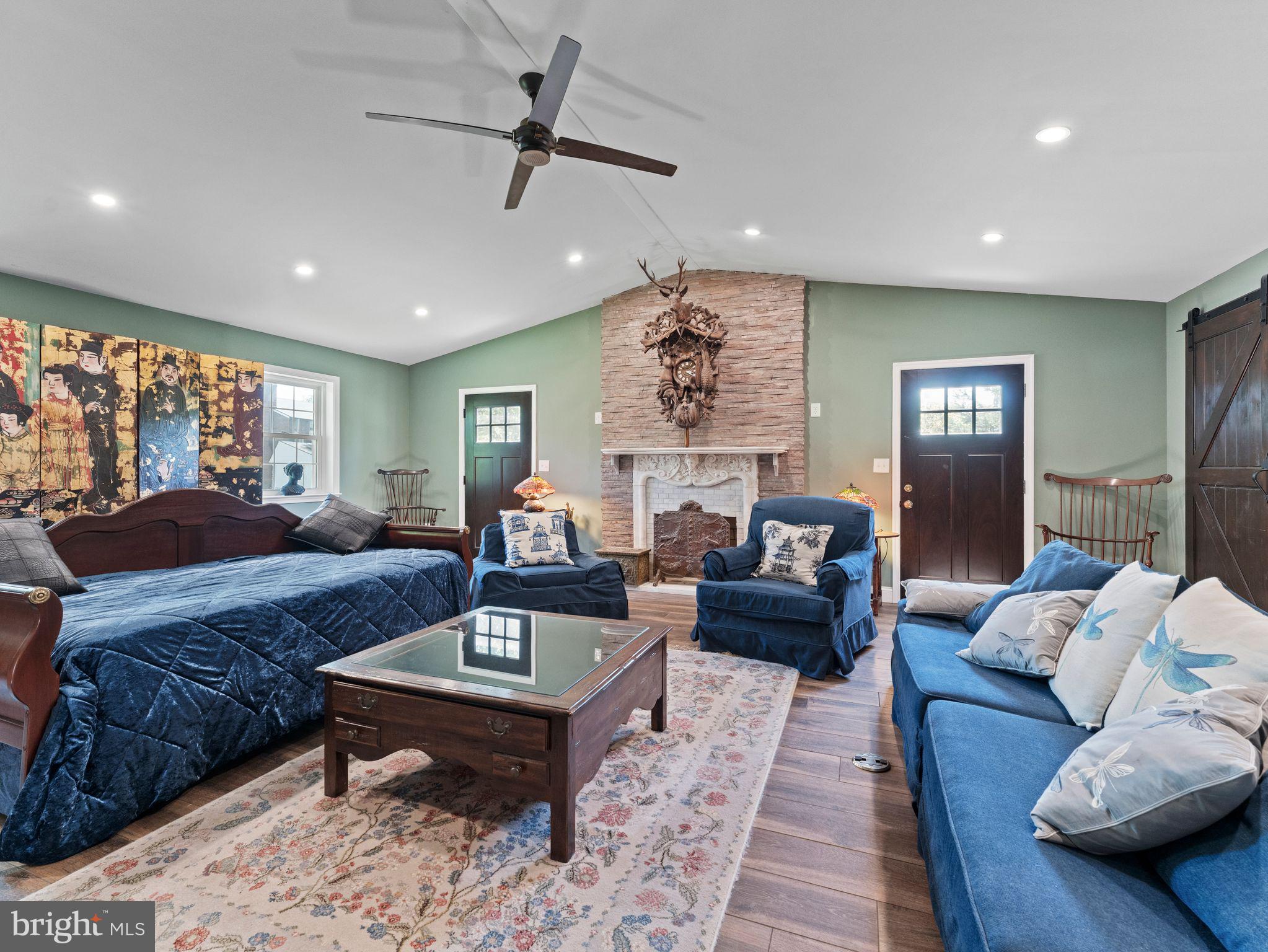 DUTTON MILL - Residential