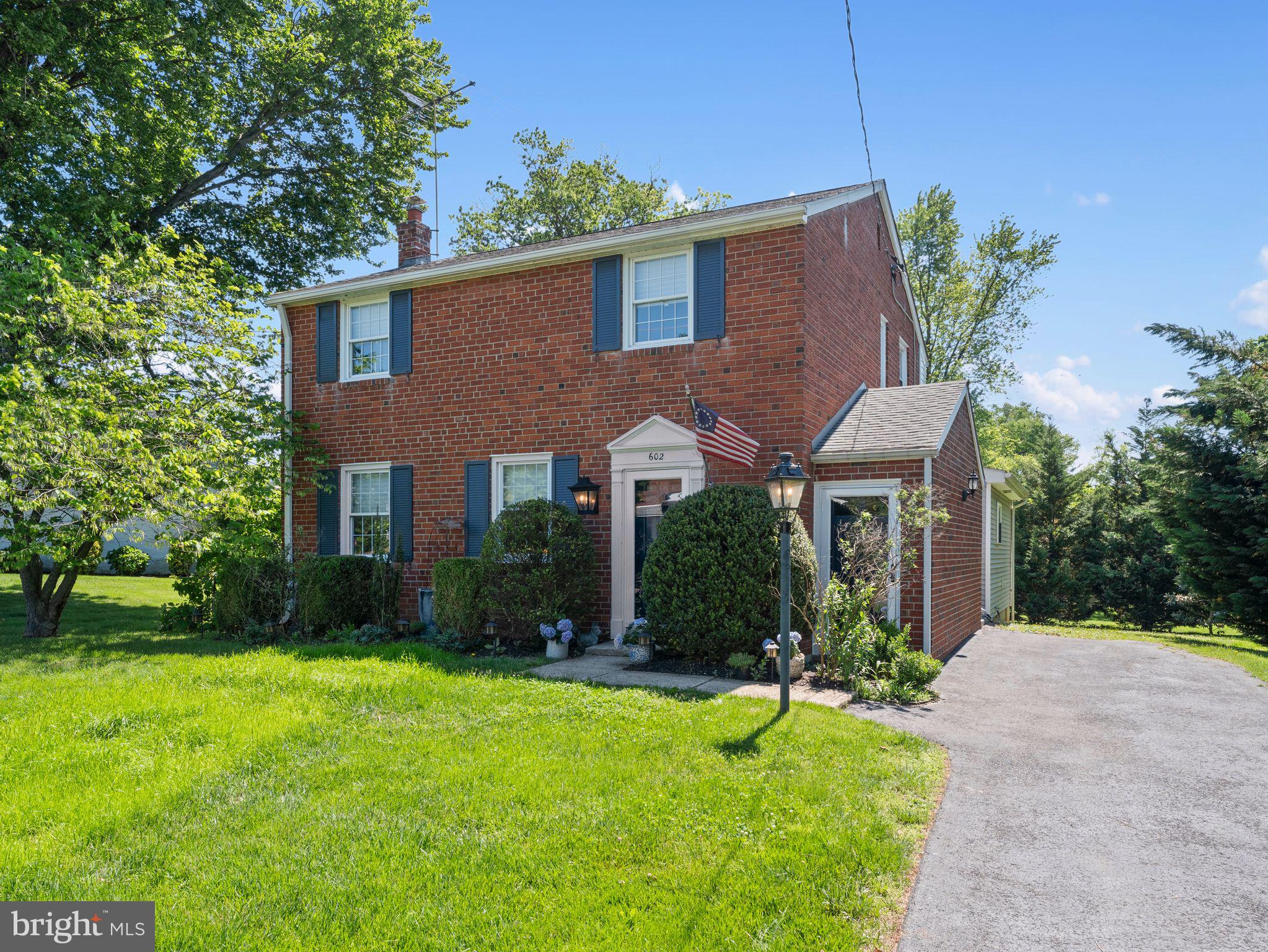 DUTTON MILL - Residential