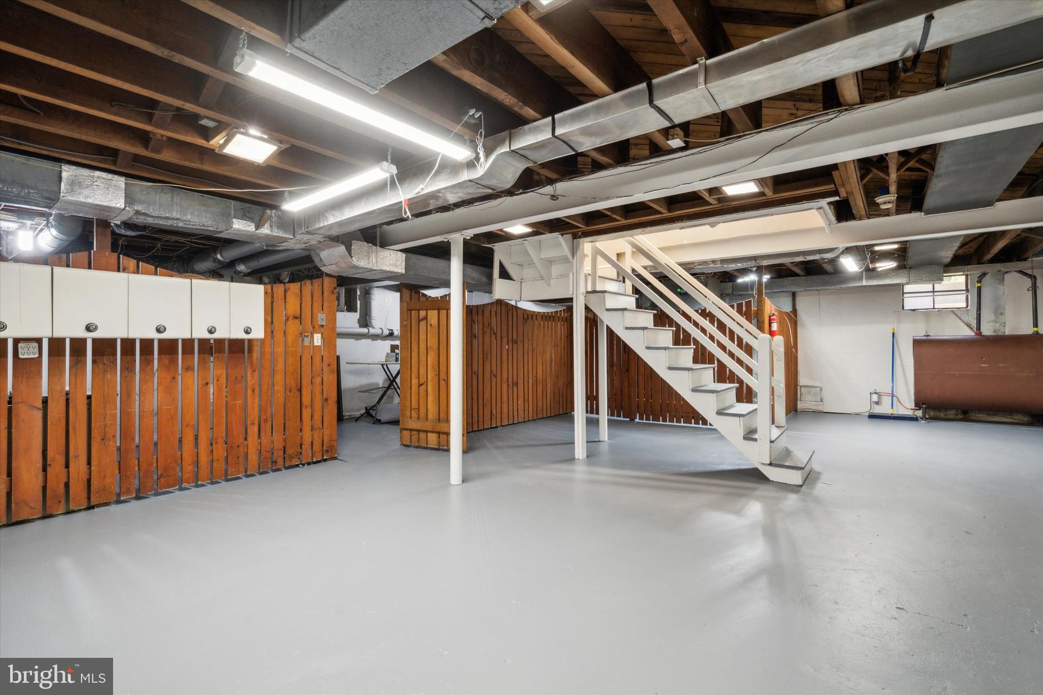 GLADWYNE - Residential